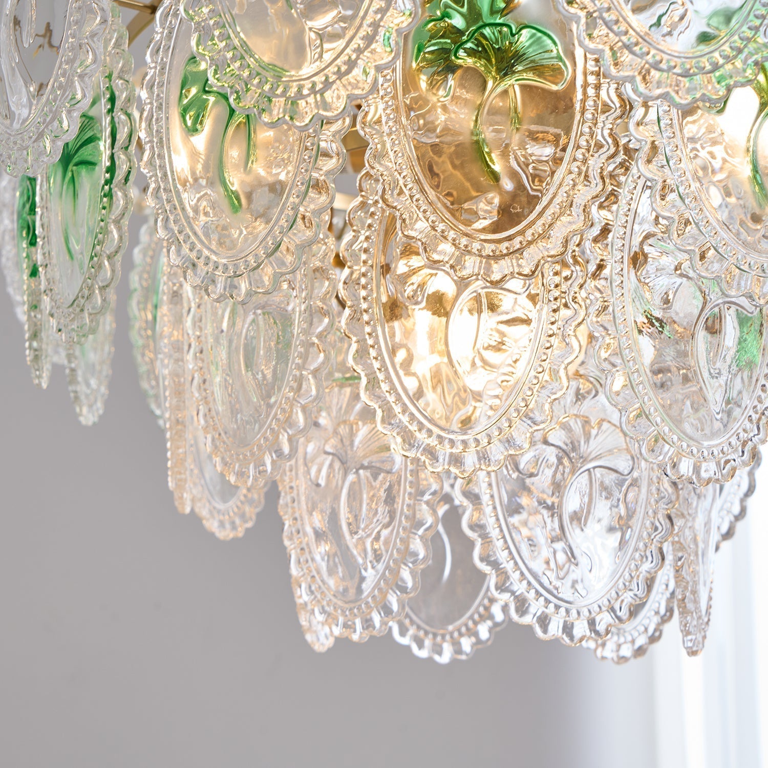 Havin Chandelier Lustrous pearls