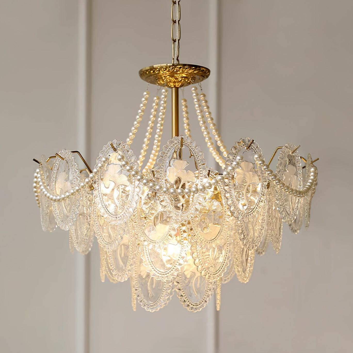 Havin Chandelier Lustrous pearls