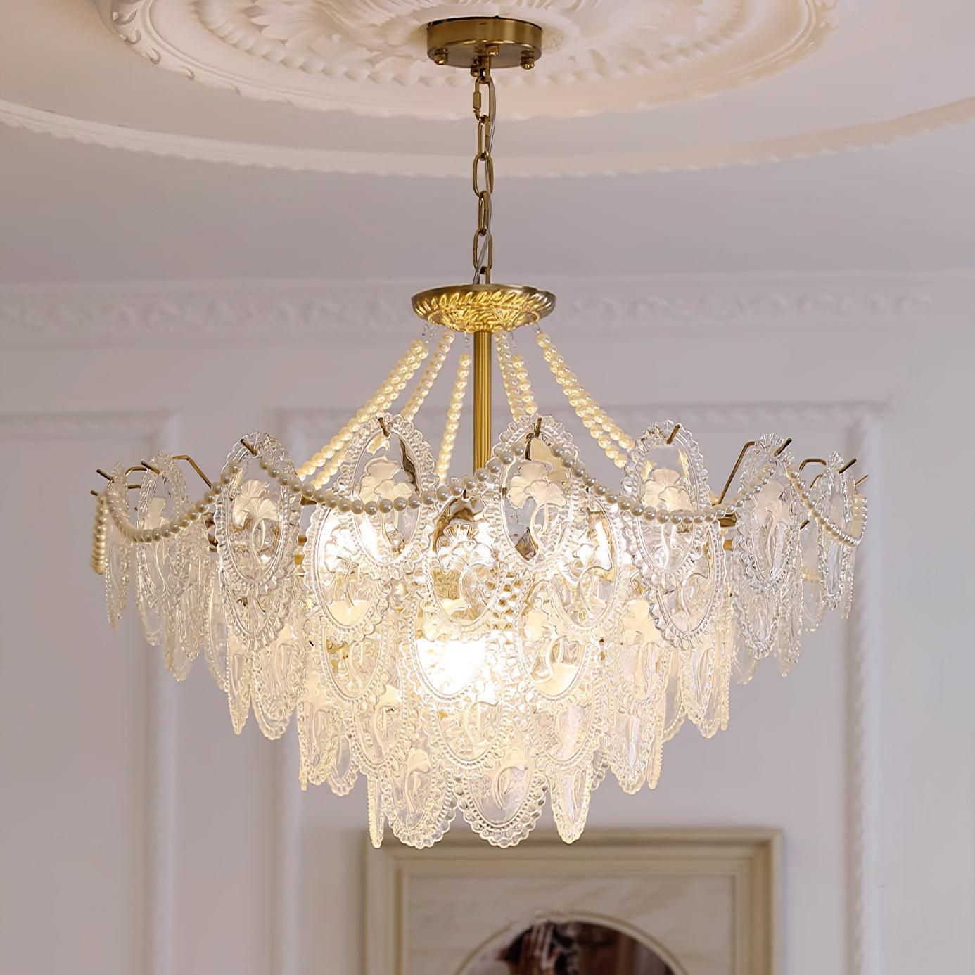 Havin Chandelier Lustrous pearls