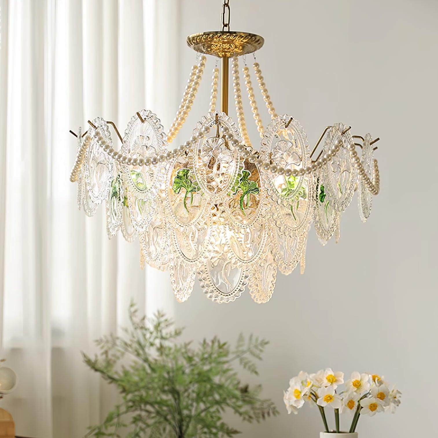 Havin Chandelier Lustrous pearls