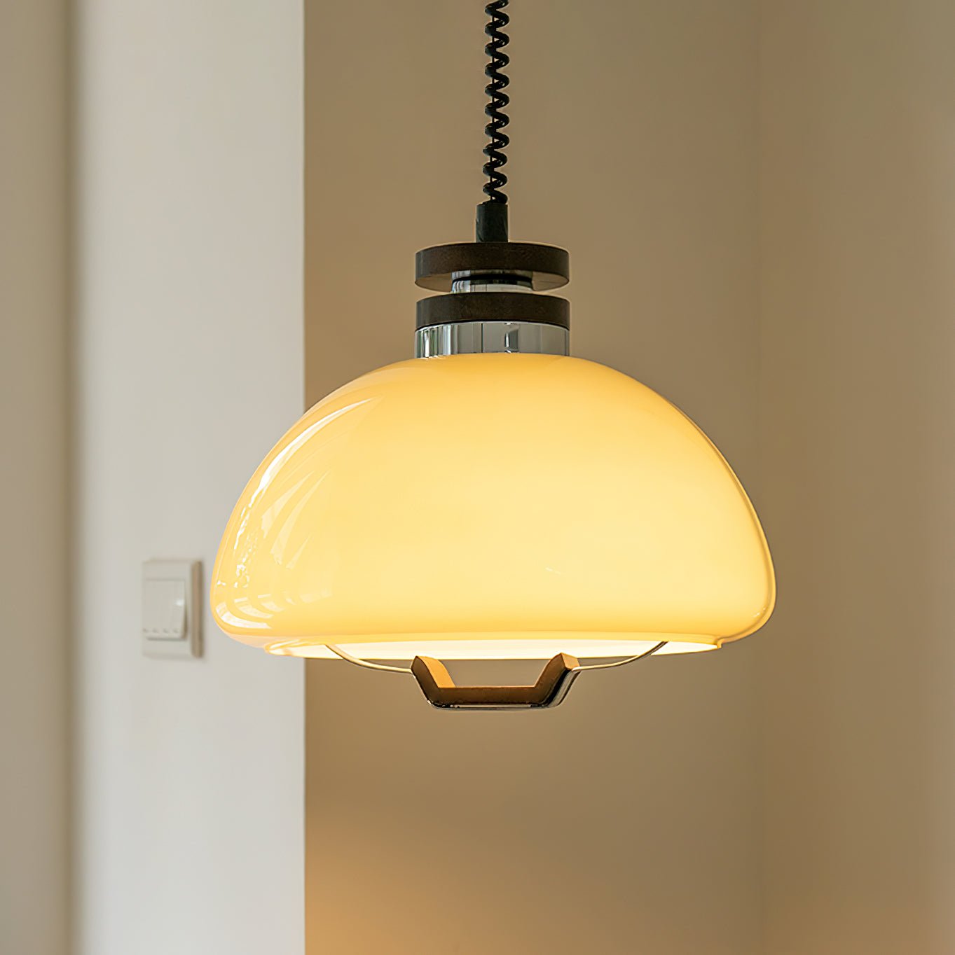 Avvinel Nordic Art Pudding Wood Pendant Light-Neutral Decor