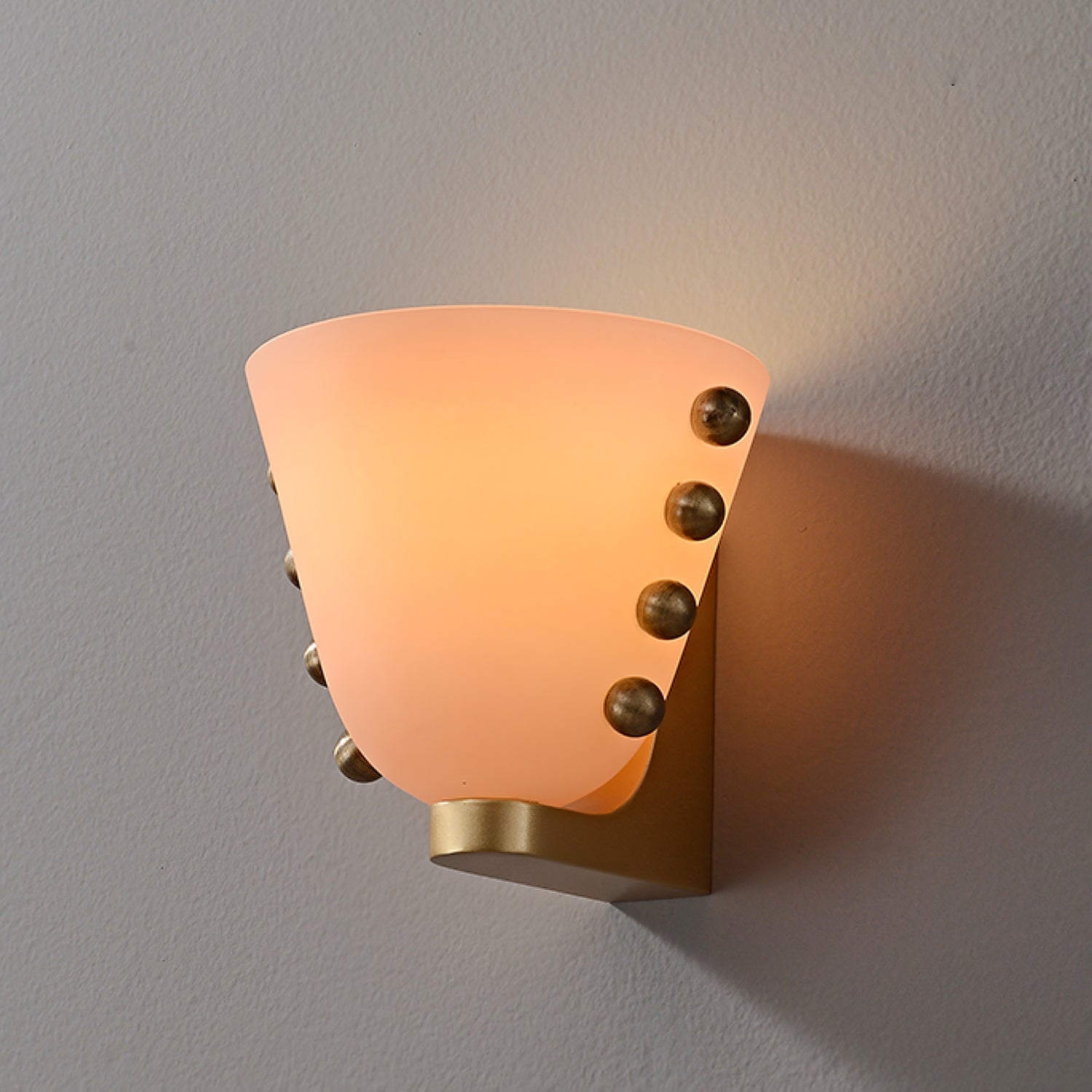 Dominic Minimalist Glass Wall Lamp-Neutral Decor