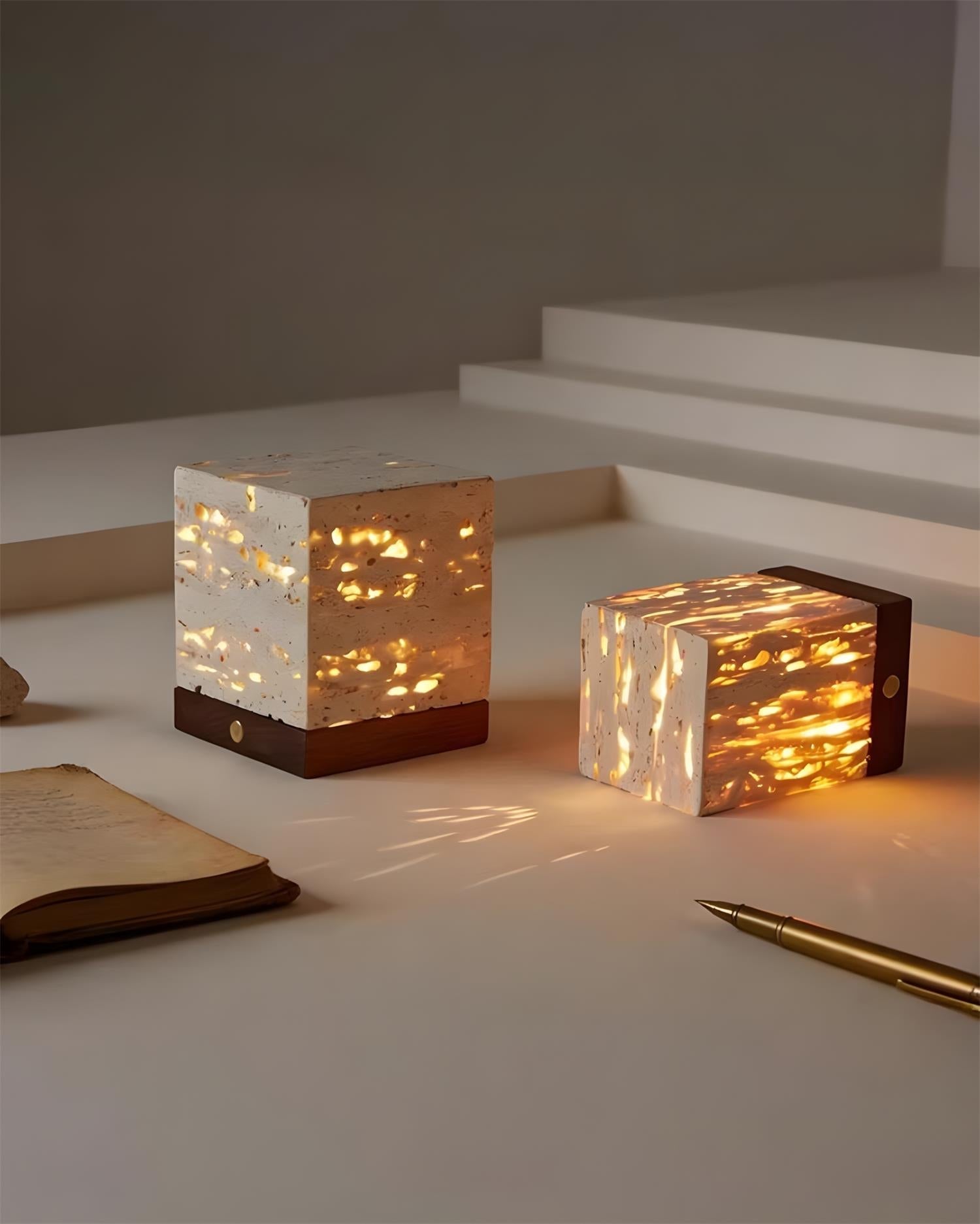 Obelisk Table Lamp