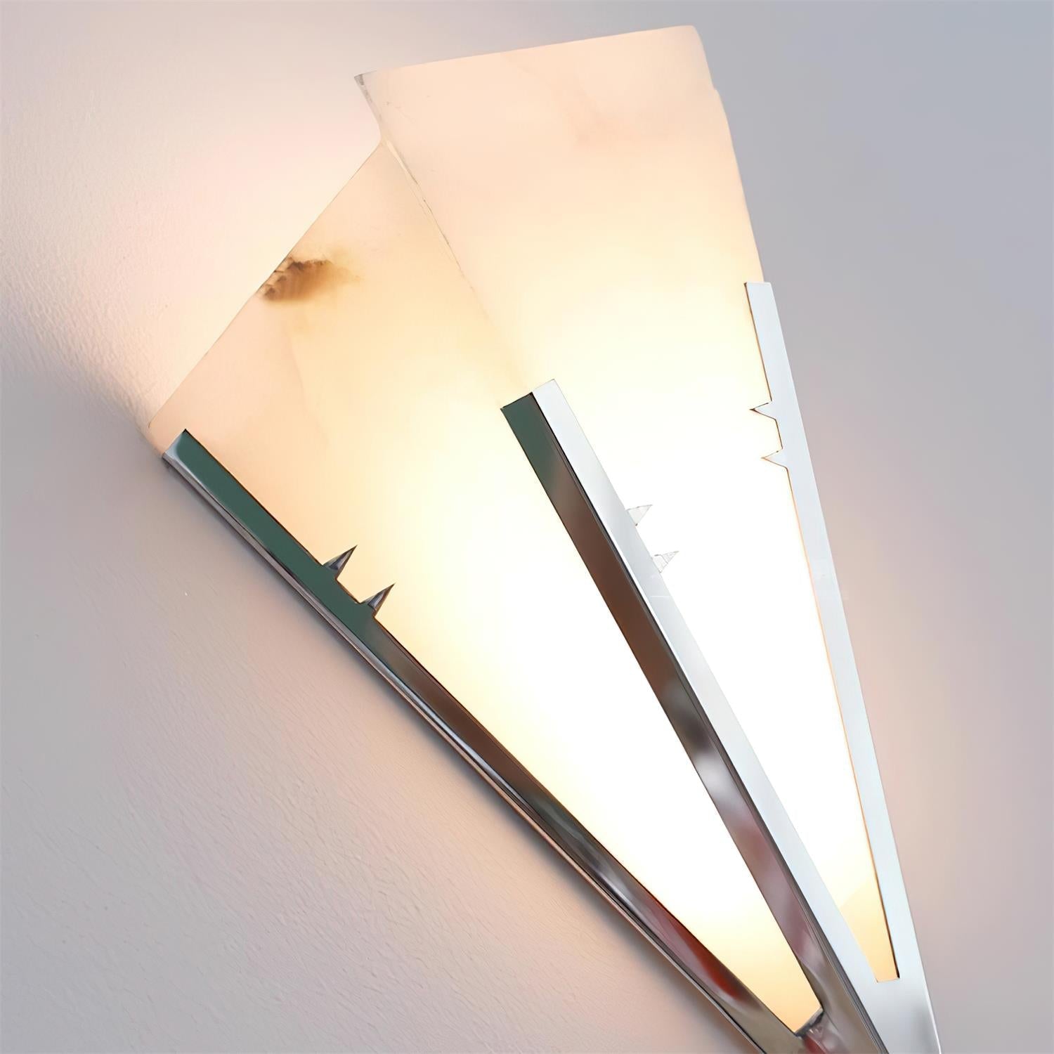 Isolde Wall Lamp