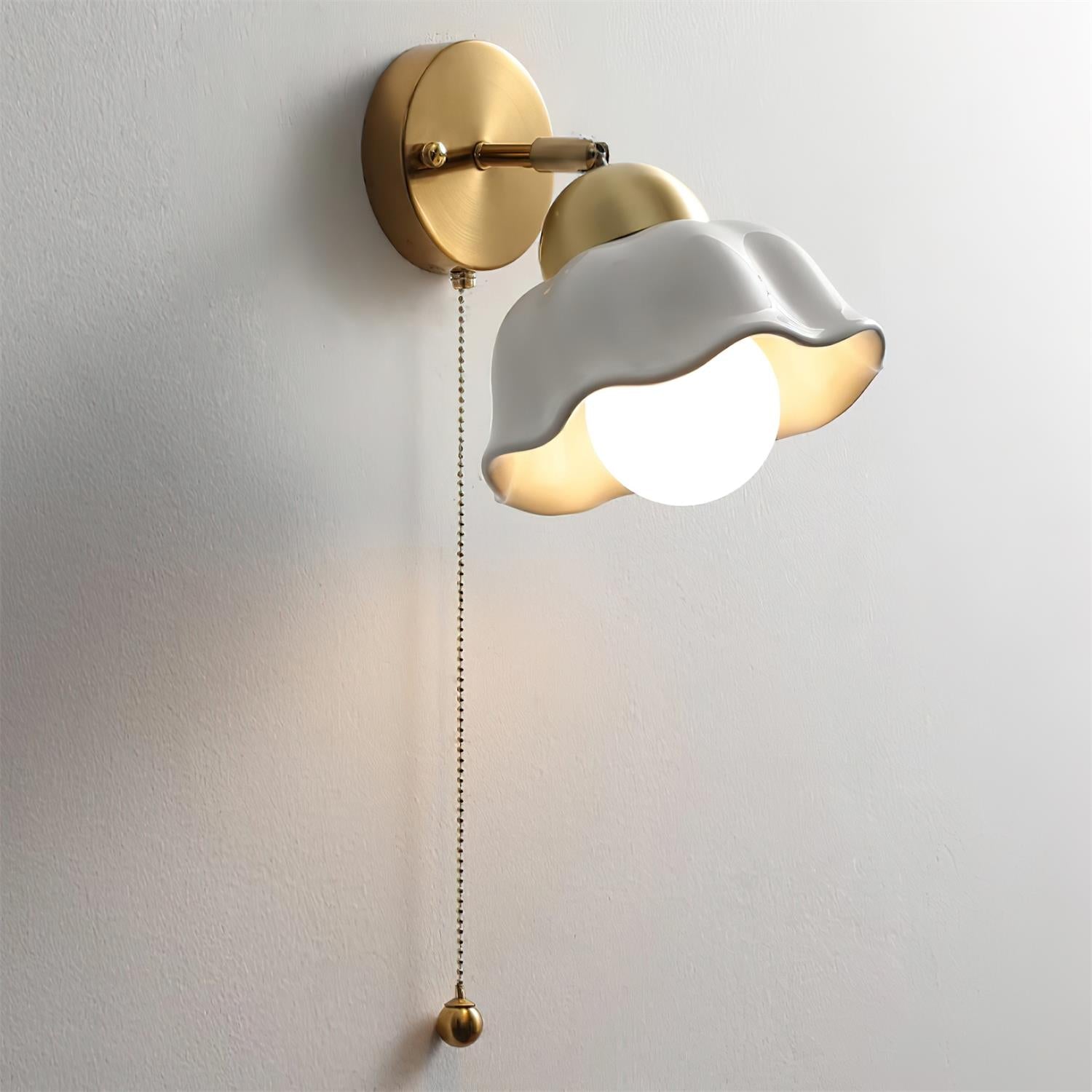 Wall Lamp Brass and Ceramic Wavy Shade Globe Accent Retro Artistic