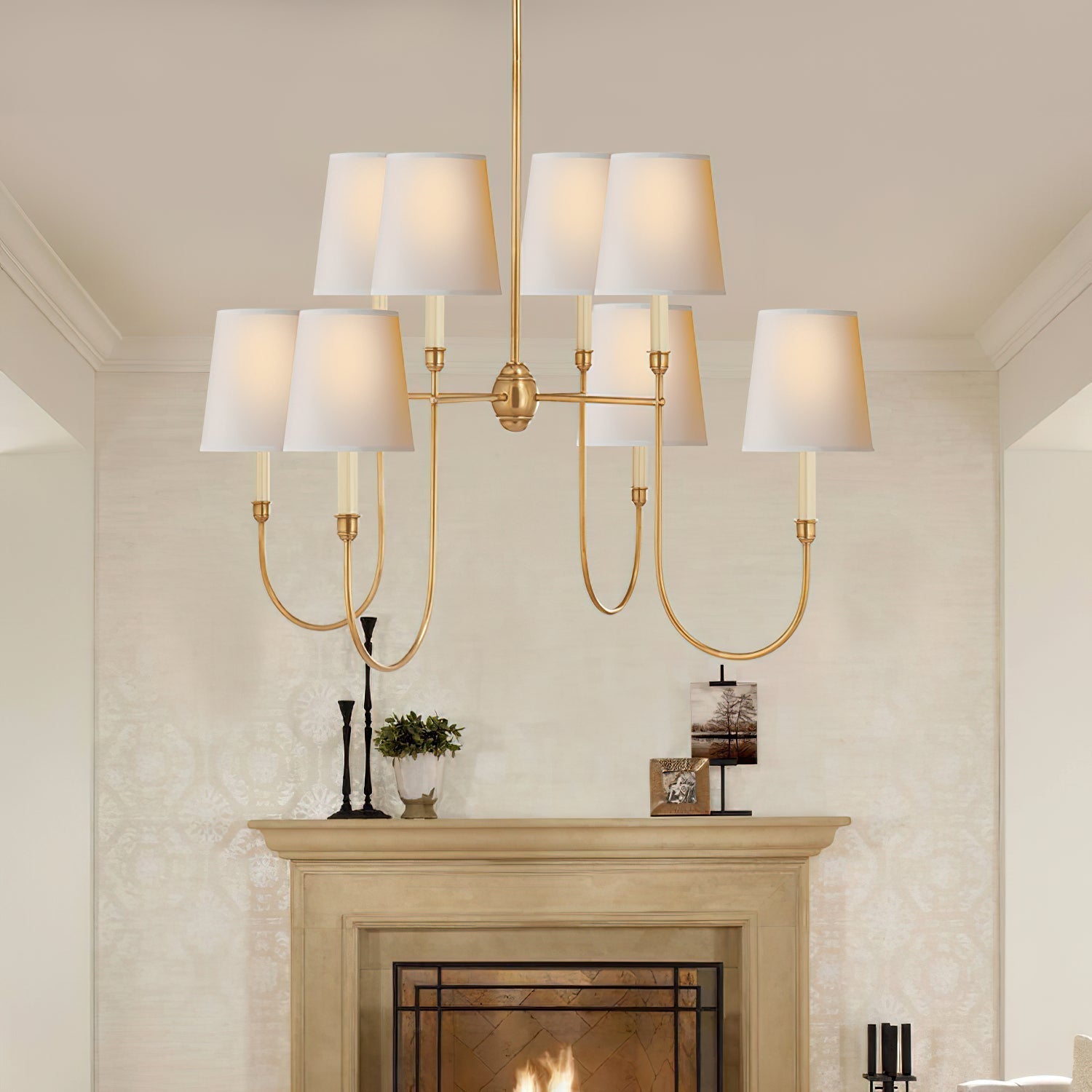 Vivienne Chandelier