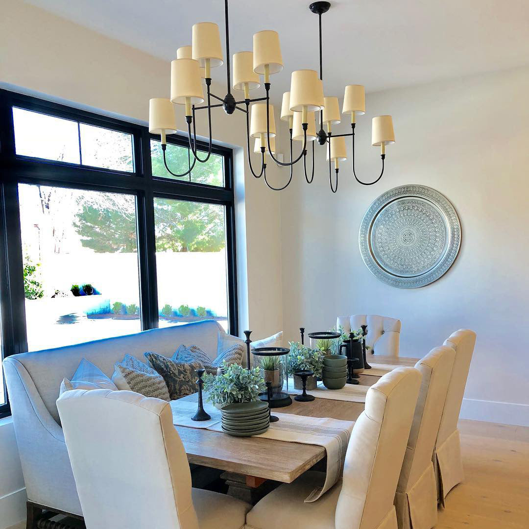 Vivienne Chandelier