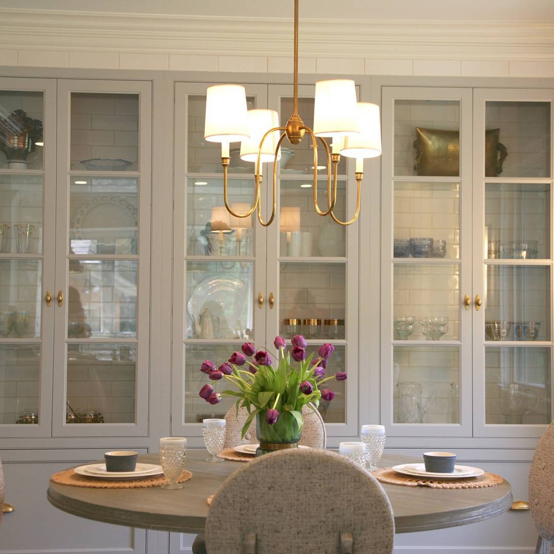 Vivienne Chandelier