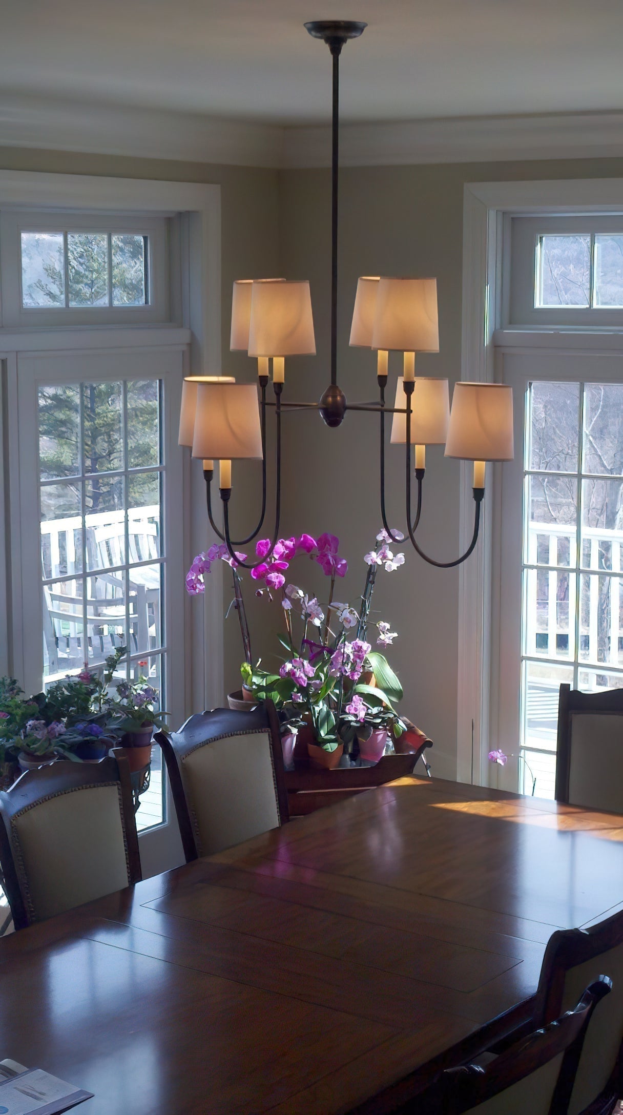 Vivienne Chandelier
