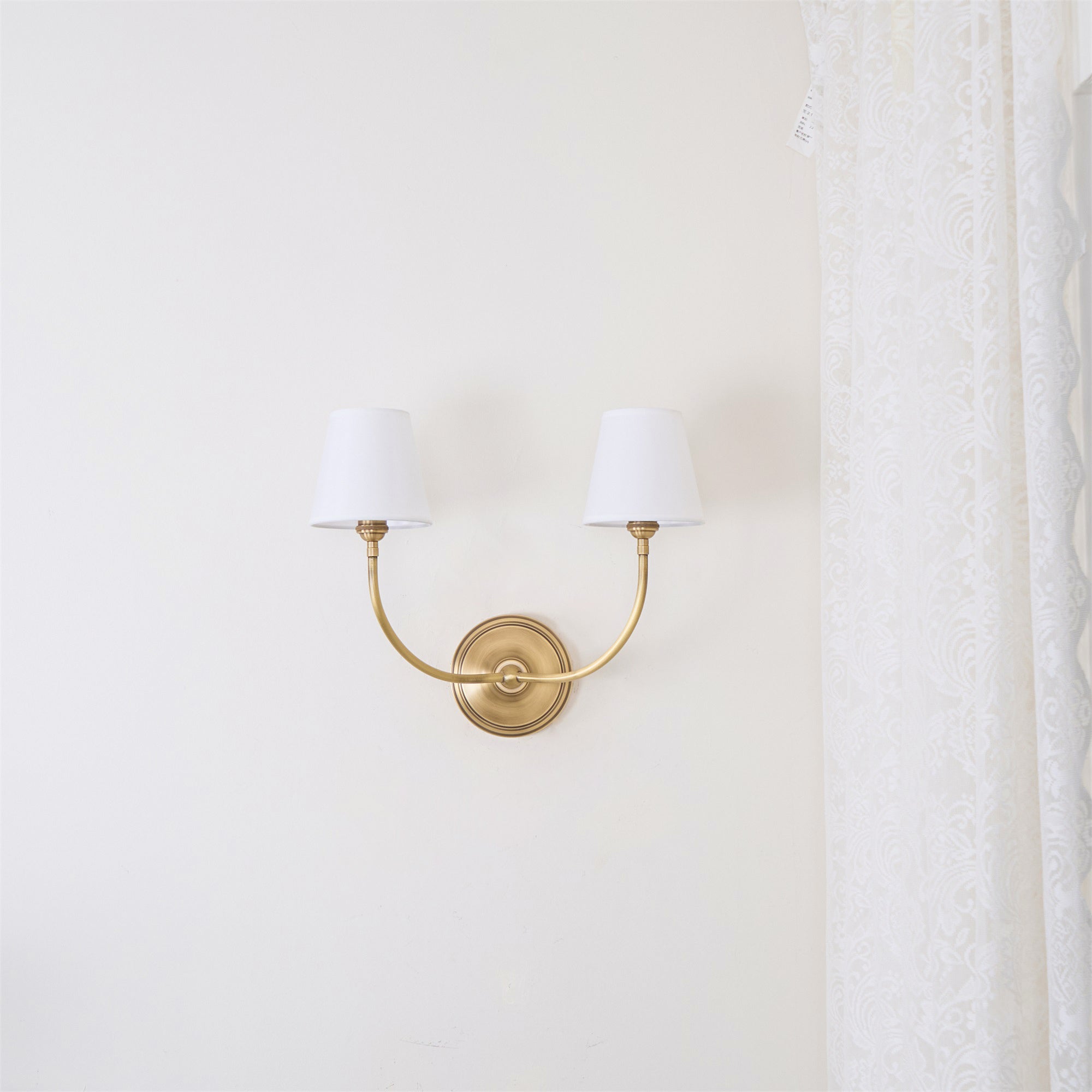 Amelie Wall Lamp