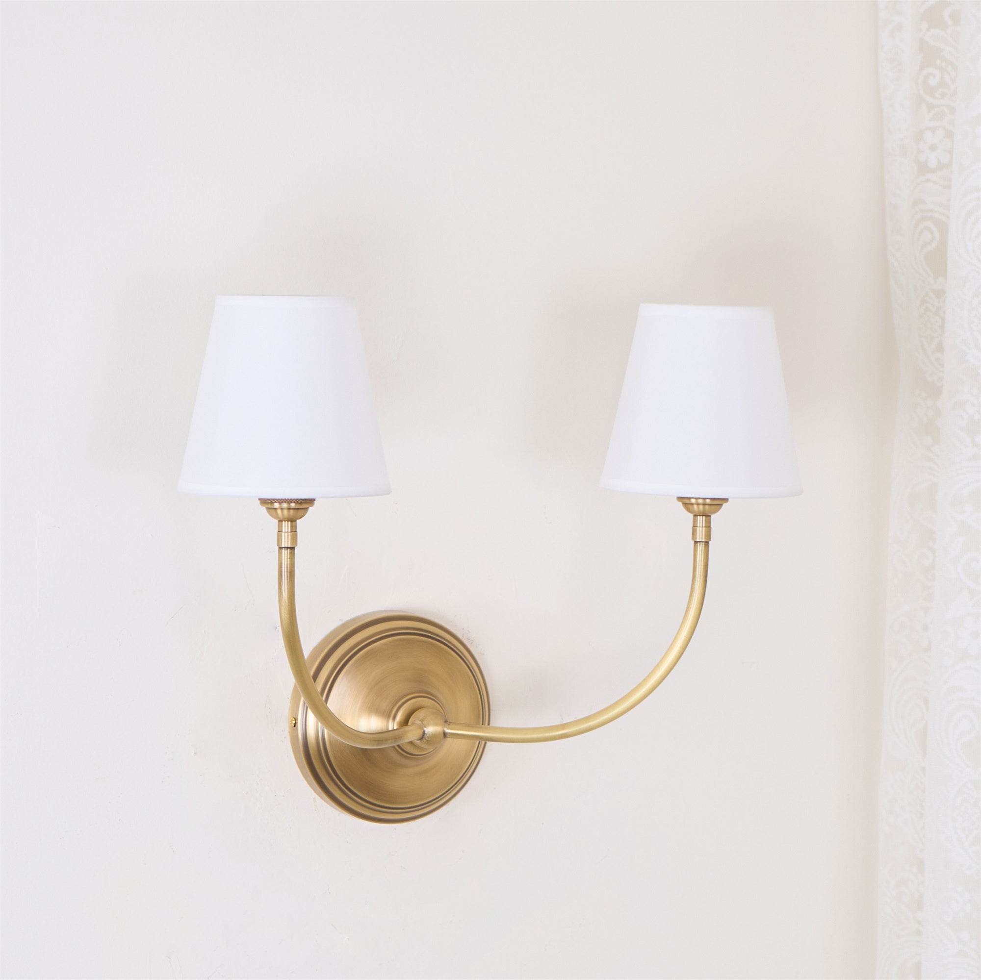 Amelie Wall Lamp