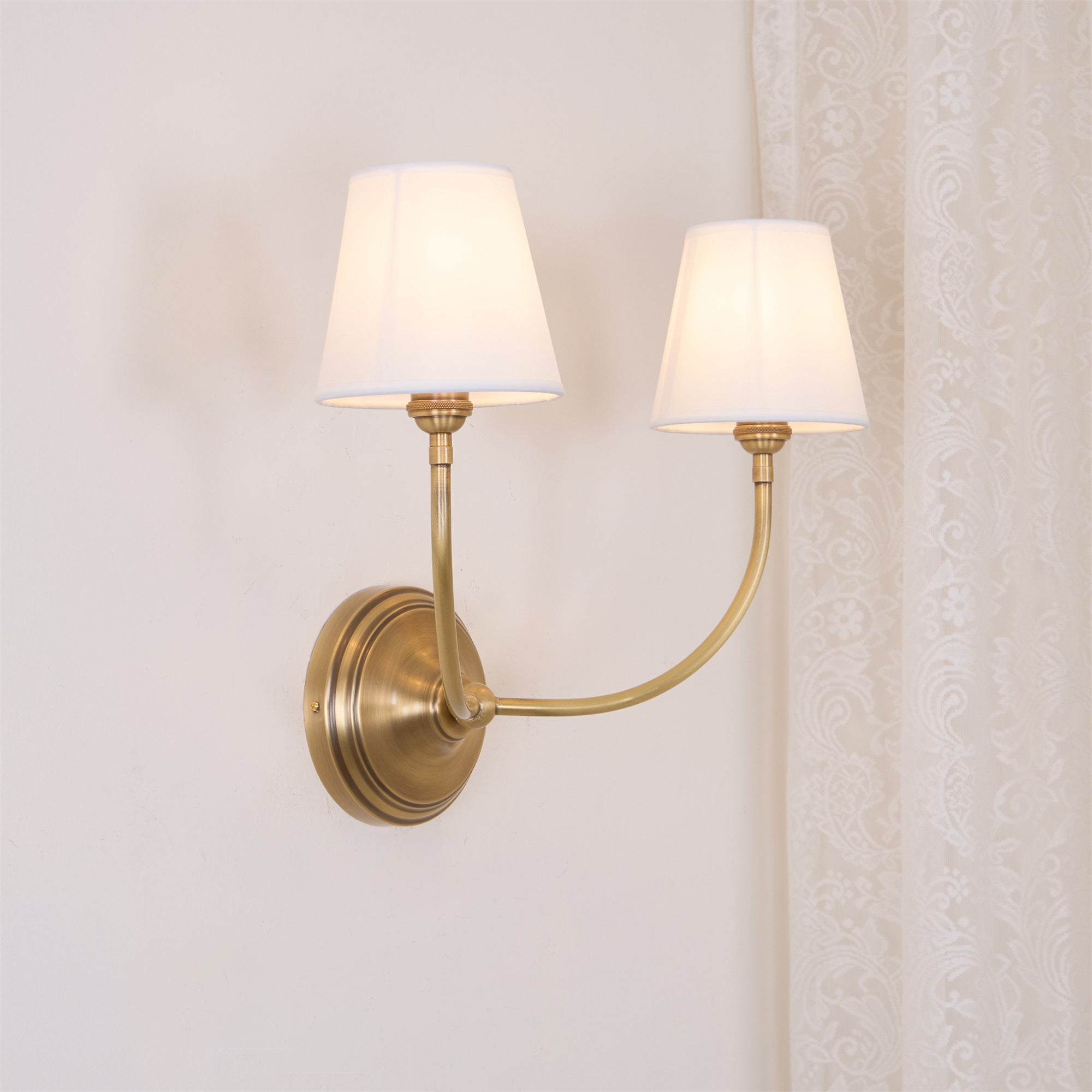 Amelie Wall Lamp