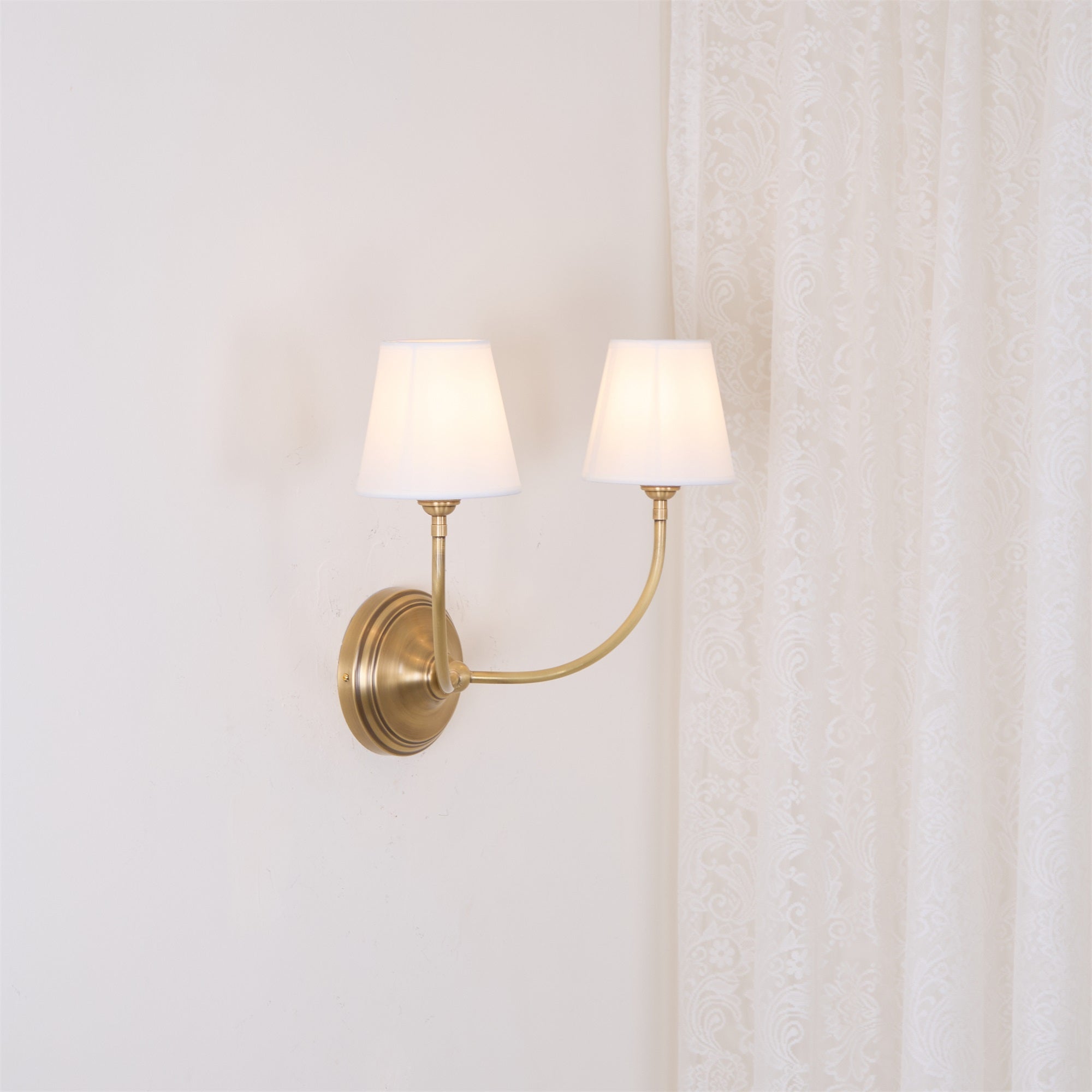 Amelie Wall Lamp