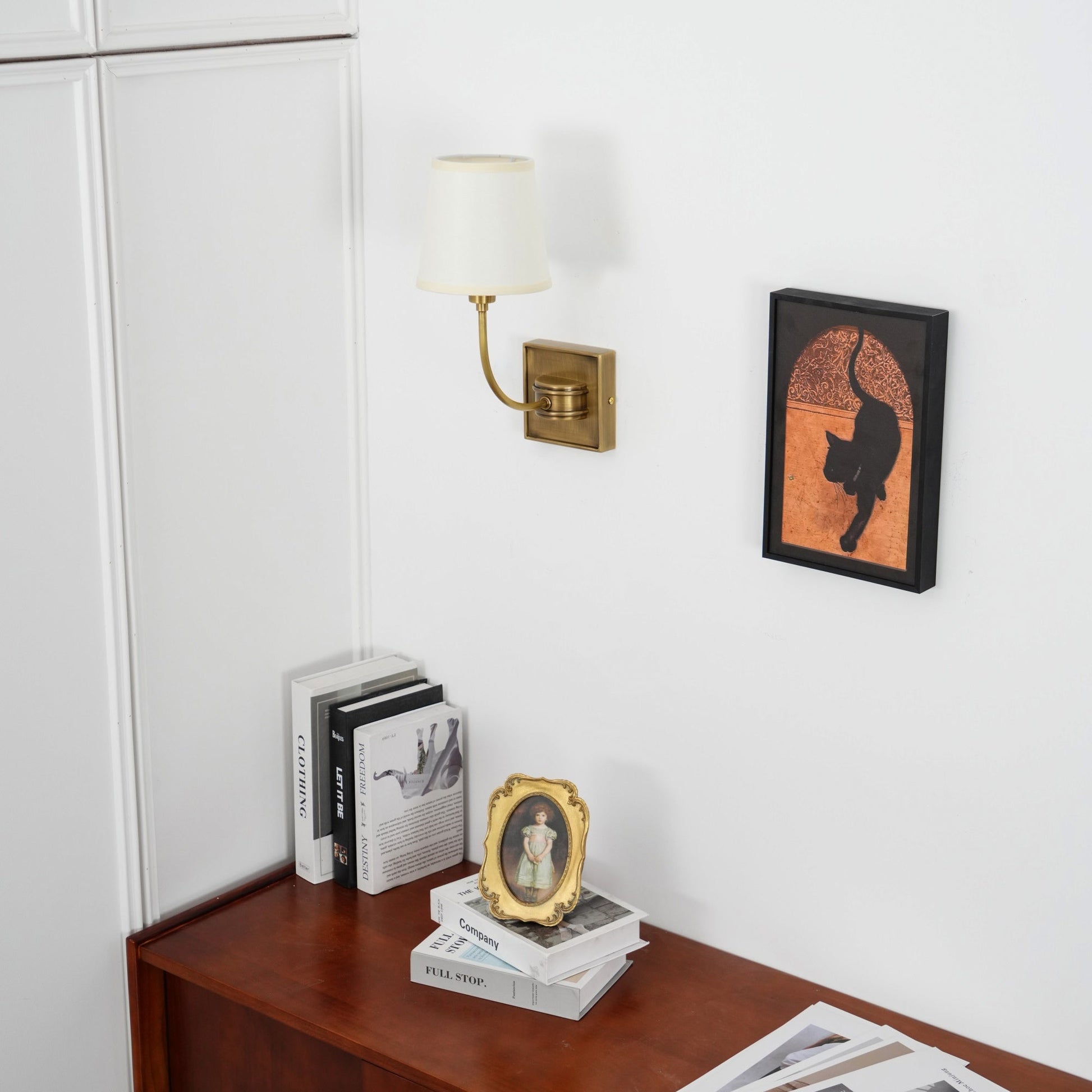 Victor Wall Lamp Black Bronze Fabric - Neutralighting