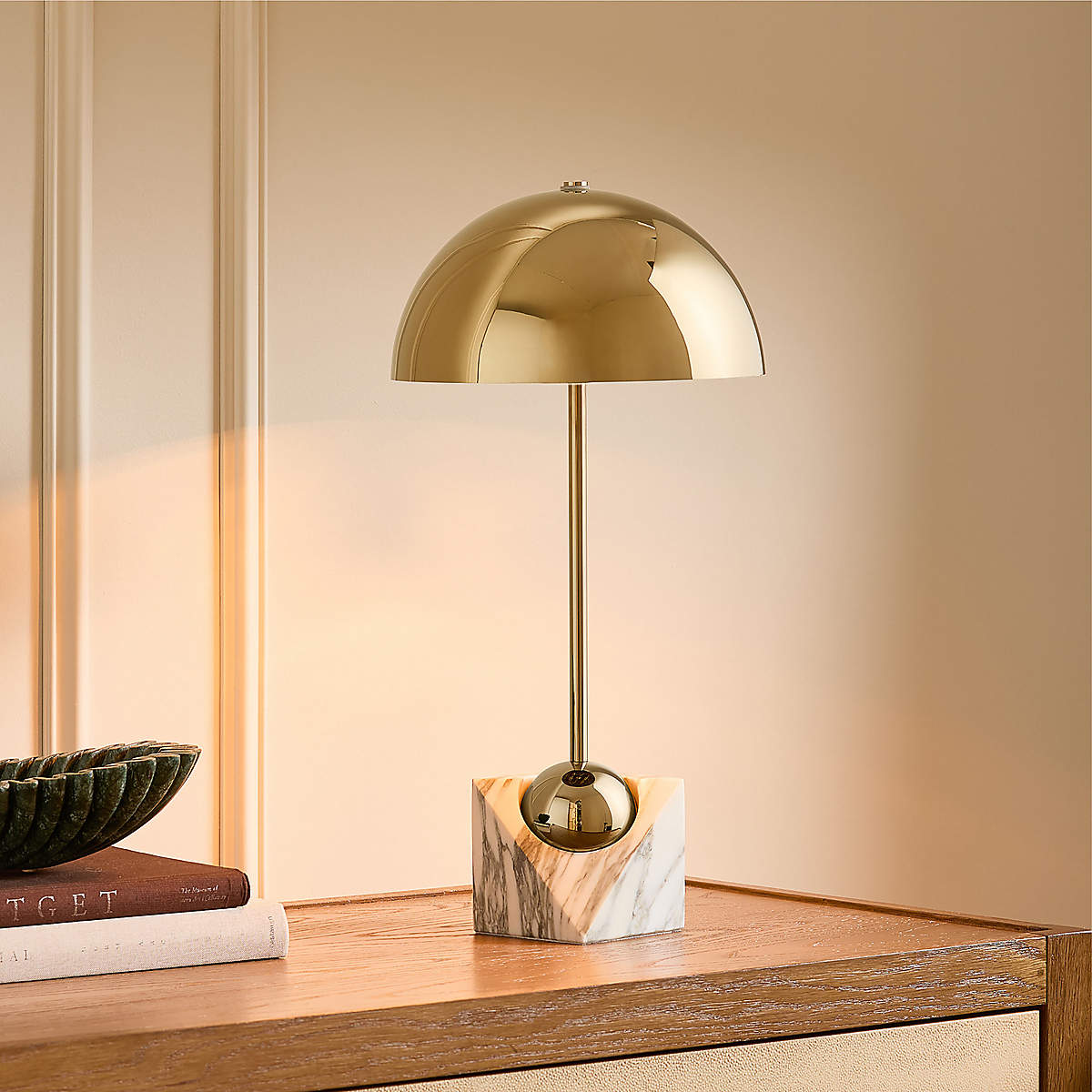 Close-up of the white marble base of the Venus Table Lamp, showing natural veining.