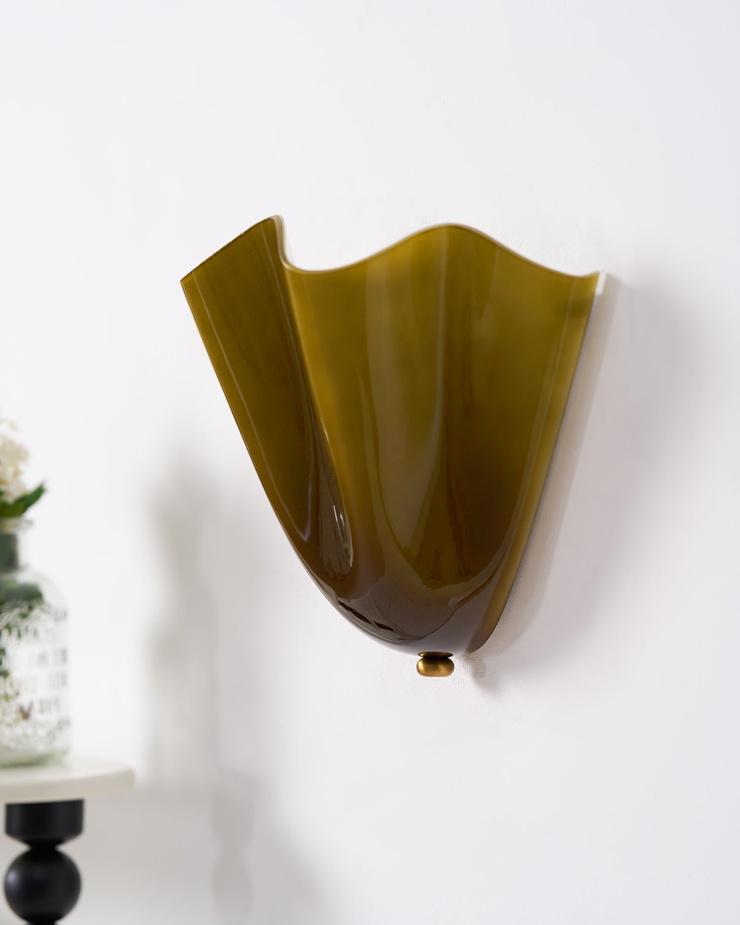 Florence Wall Lamp-Neutral Decor