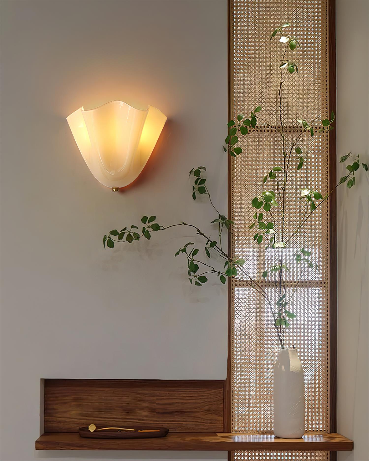 Florence Wall Lamp-Neutral Decor