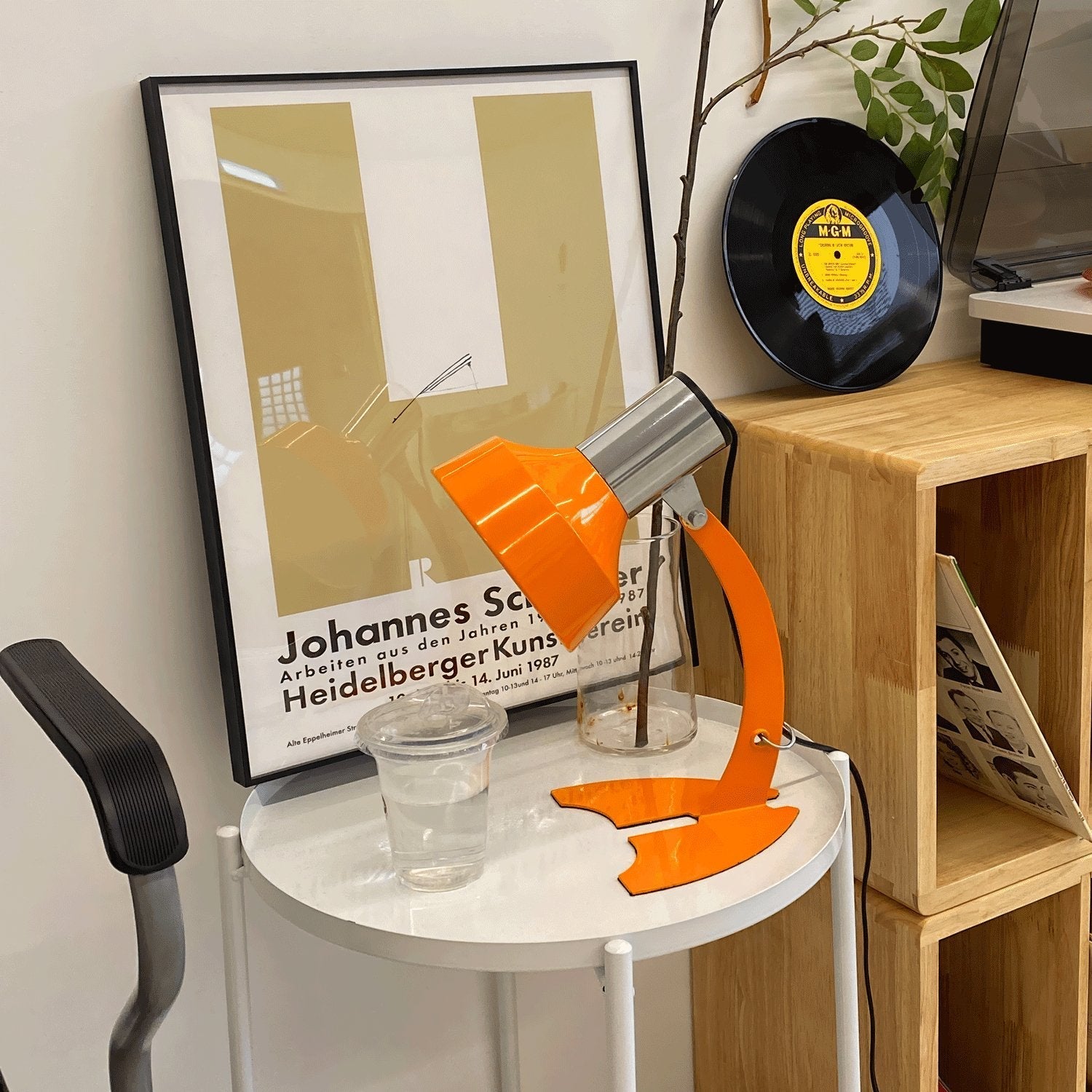 Elaris Retro Table Lamp-Neutral Decor