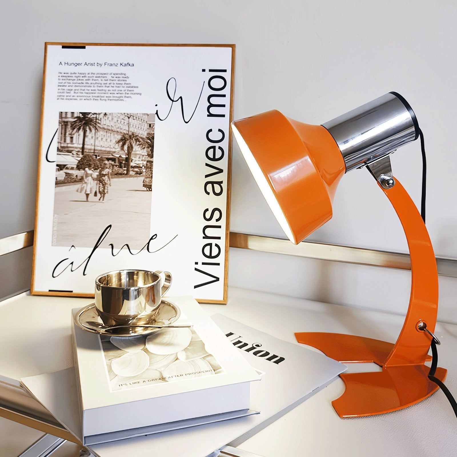 Elaris Retro Table Lamp-Neutral Decor