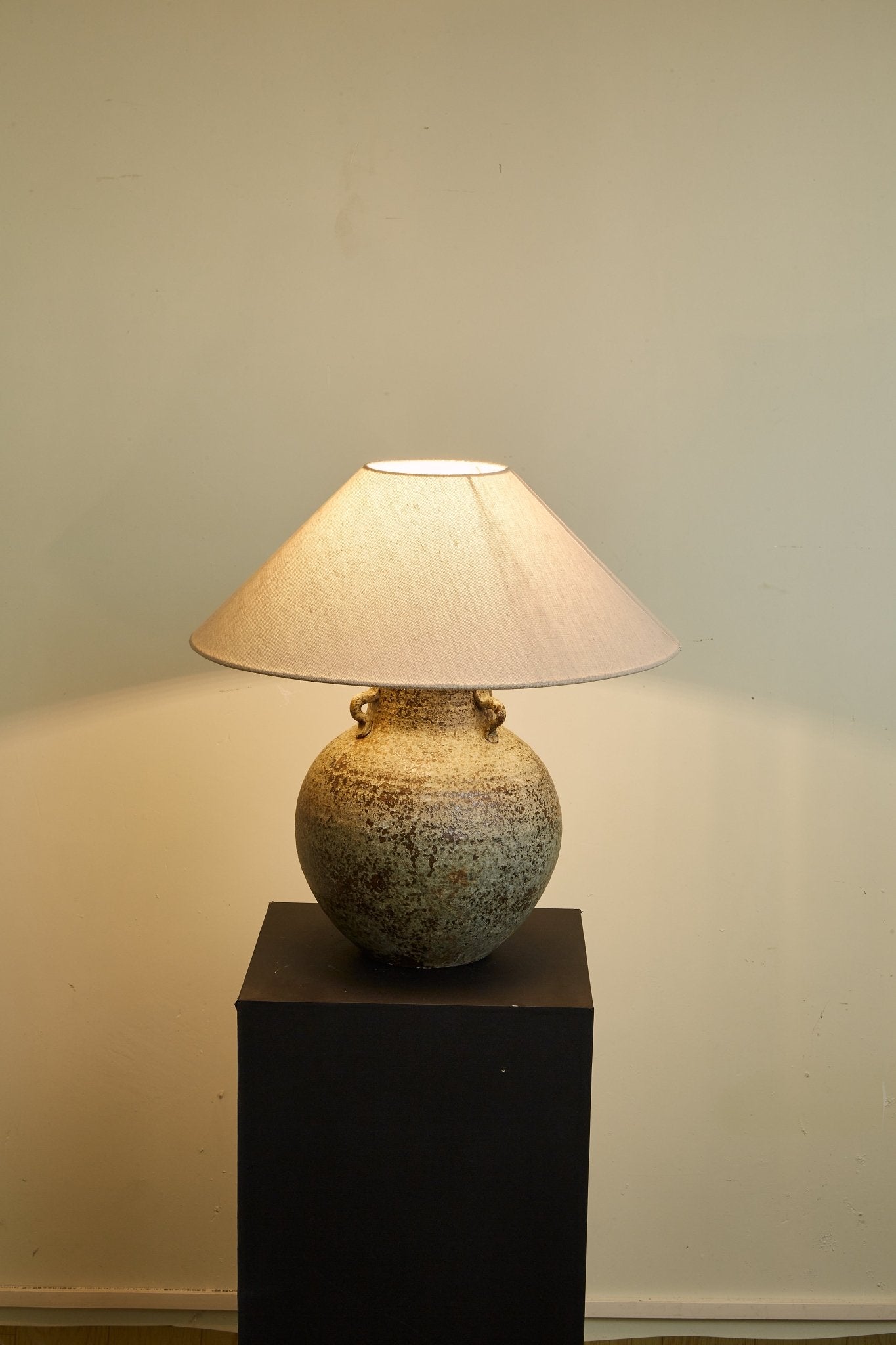 Doria Verdigris Handle Table Lamp-Neutral Decor