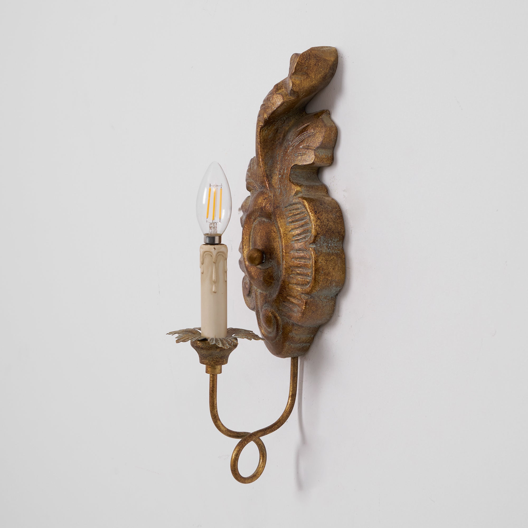 Seraphina Wall Lamp