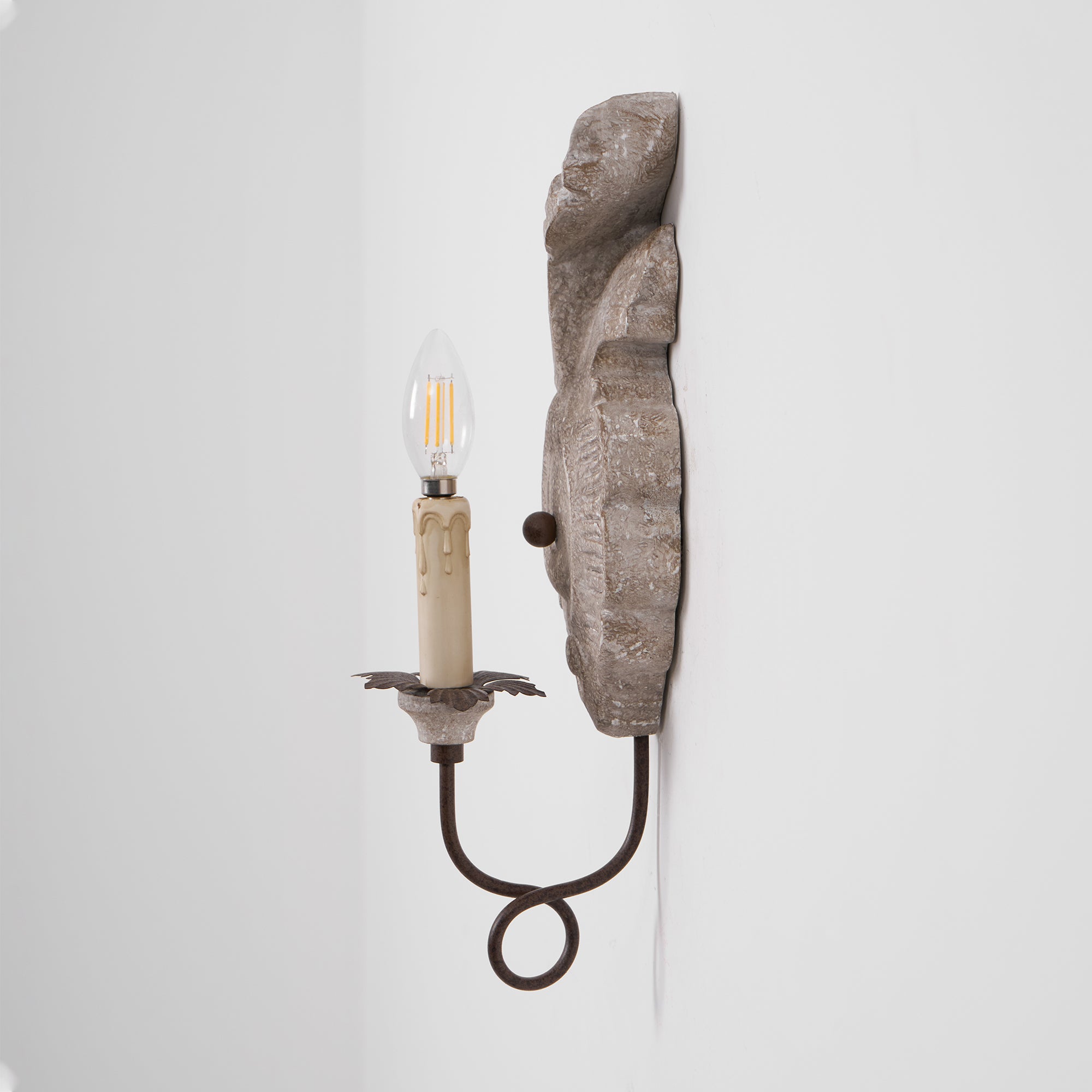 Seraphina Wall Lamp