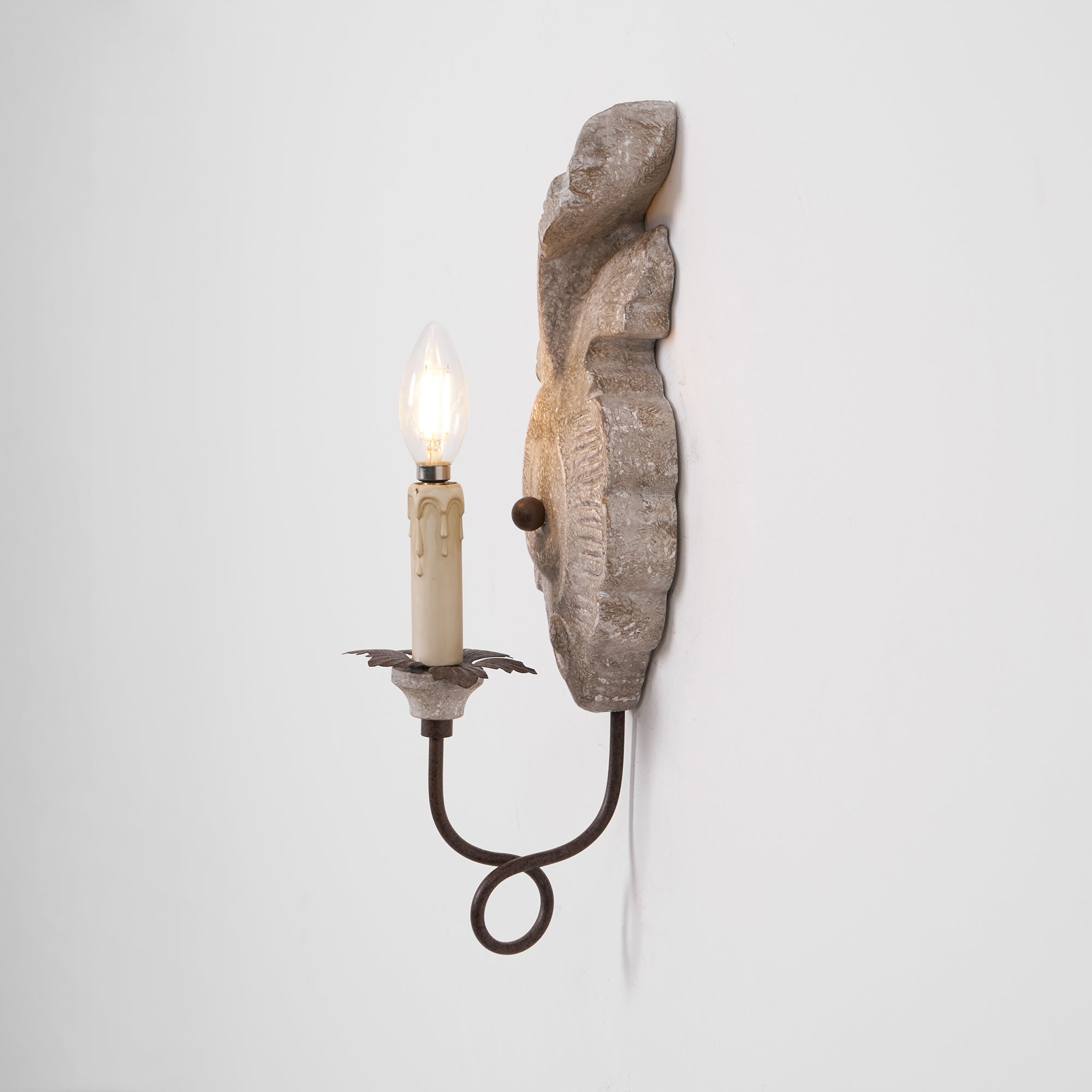 Seraphina Wall Lamp