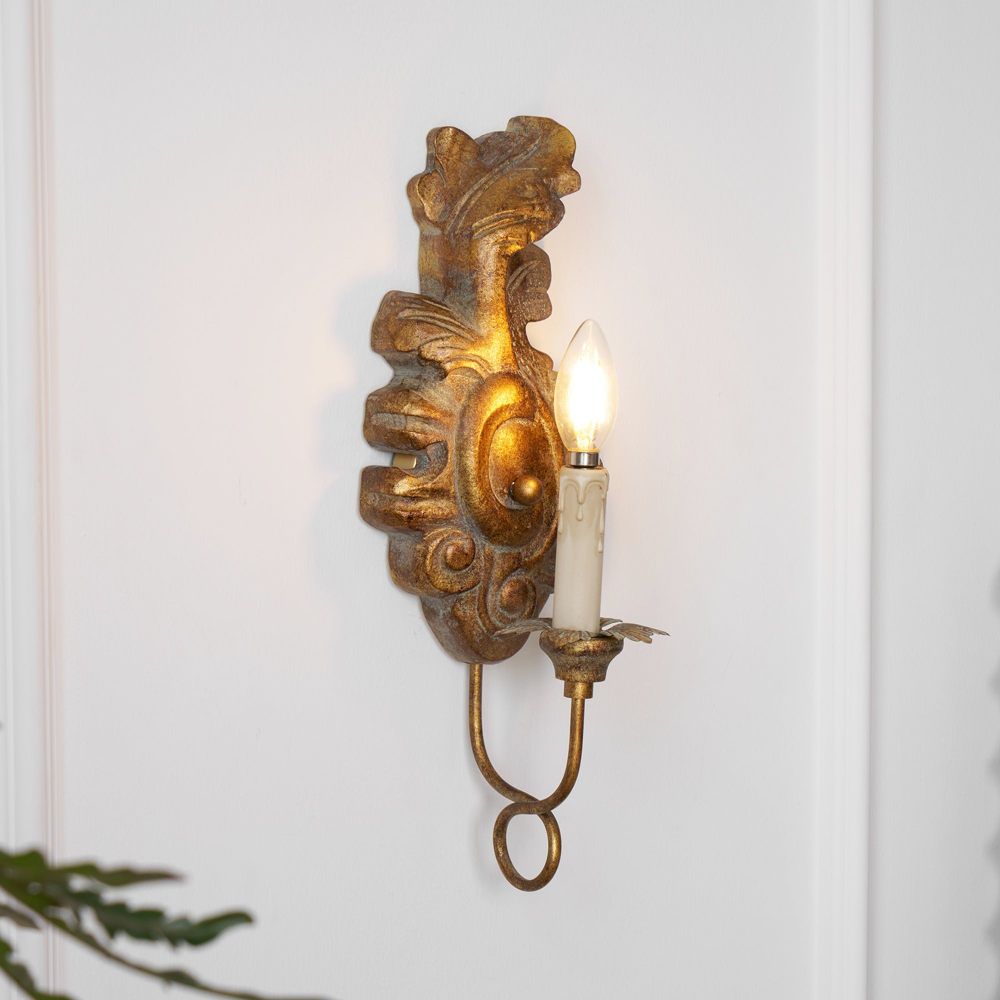 Seraphina Wall Lamp