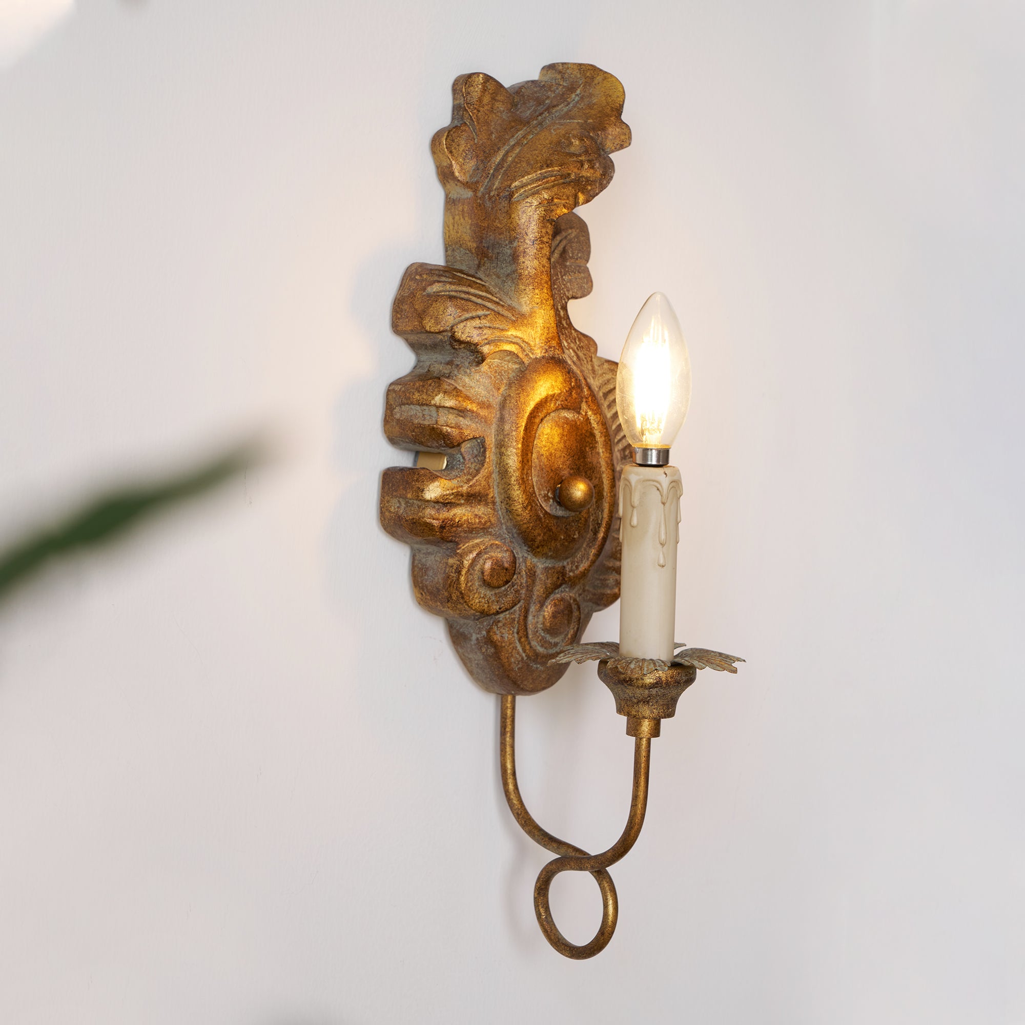 Seraphina Wall Lamp
