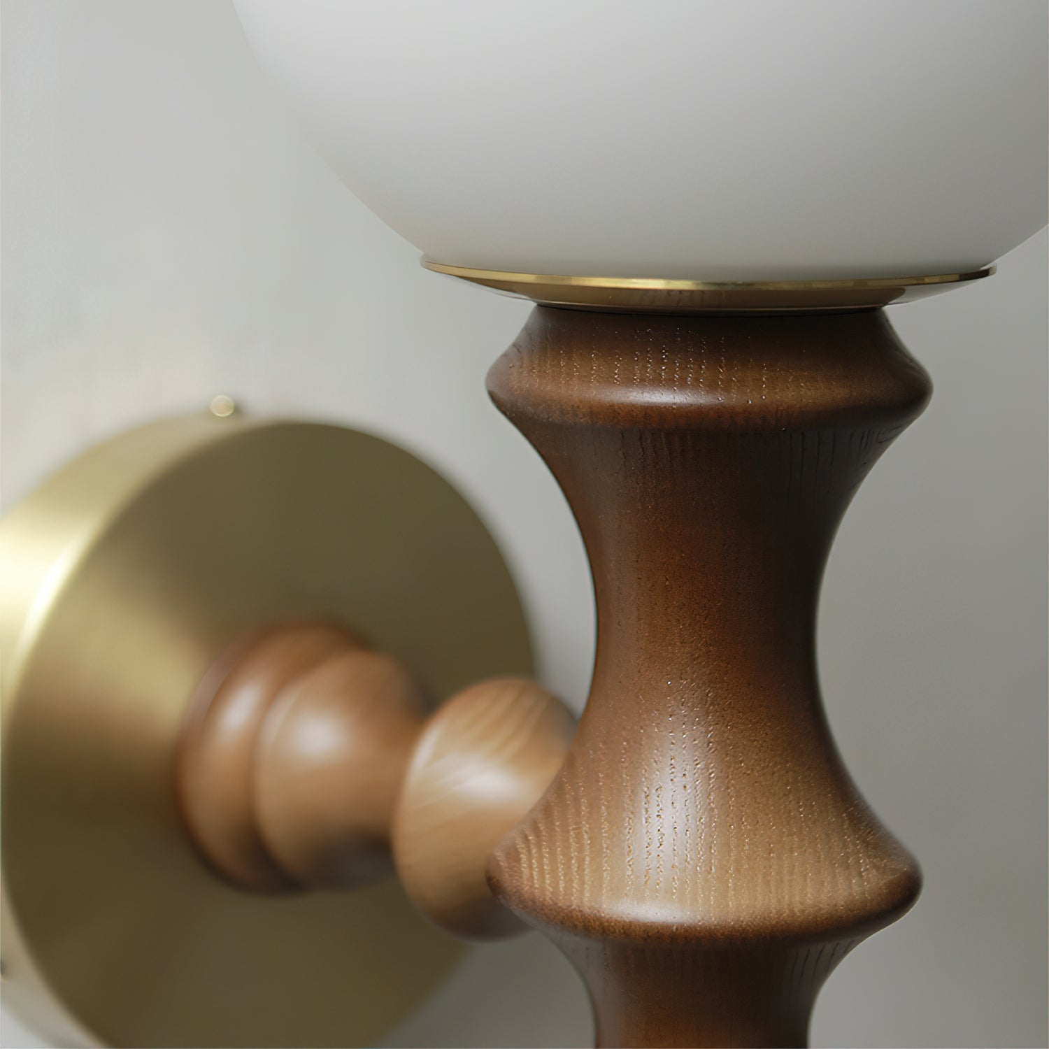 Jasper Wall Lamp