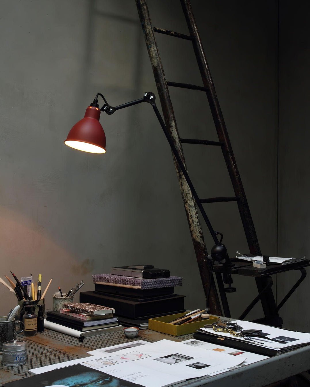 Zethra Minimalist Table Lamp-Neutral Decor