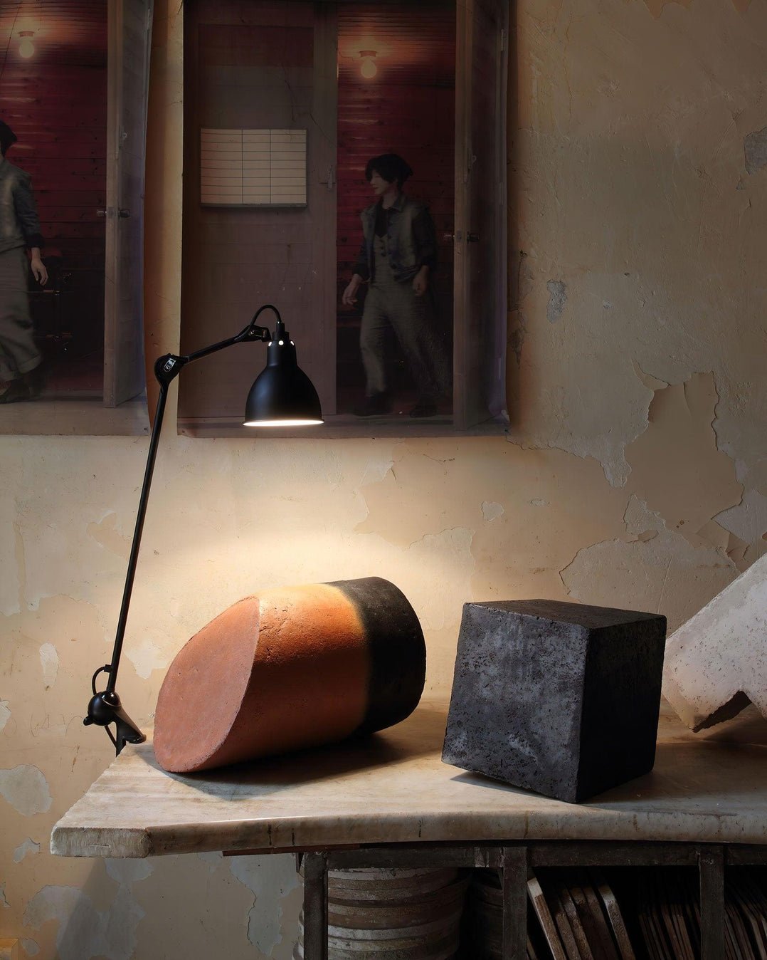 Zethra Minimalist Table Lamp-Neutral Decor