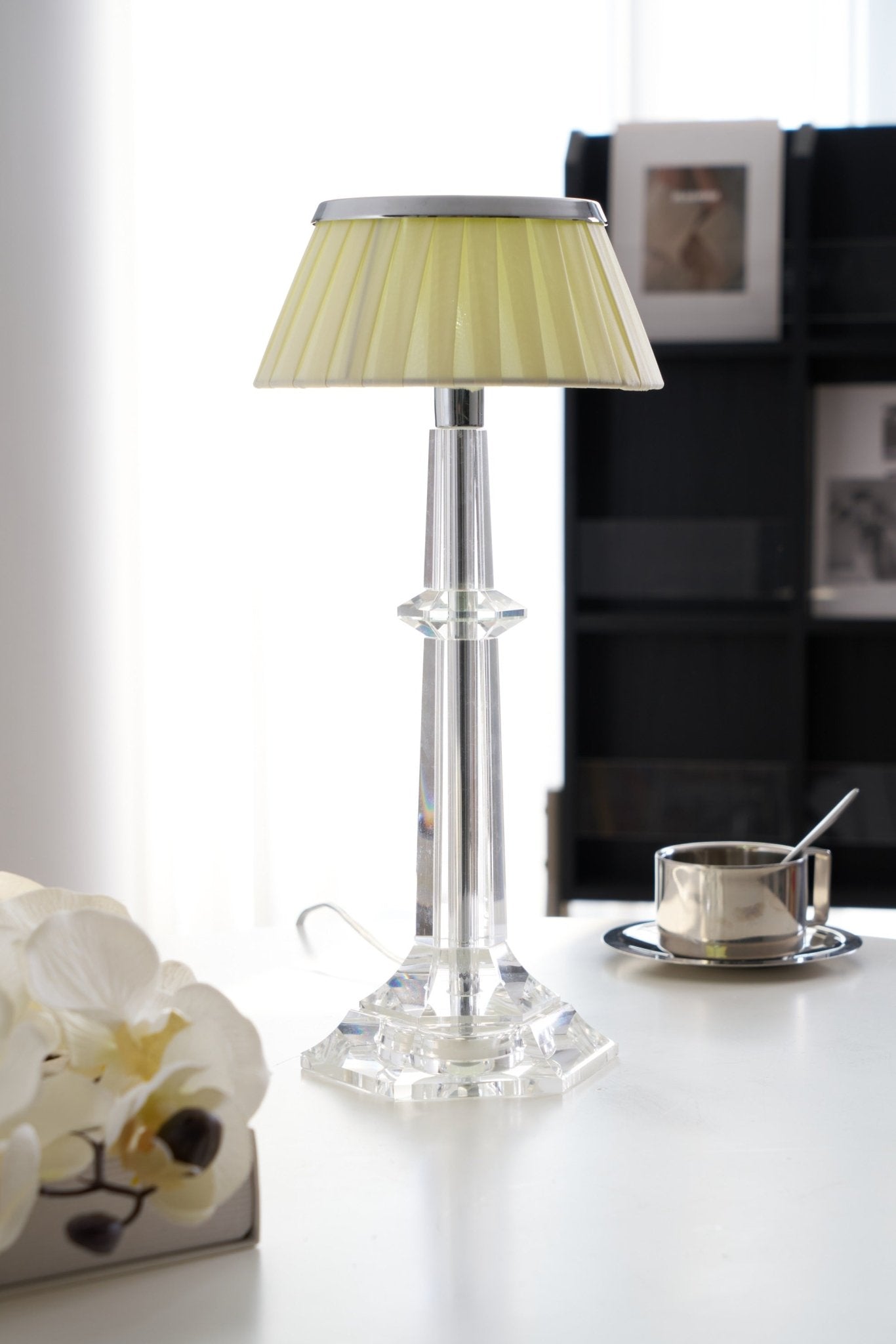 Haloza Fabric Luxurious Table Lamp-Neutral Decor