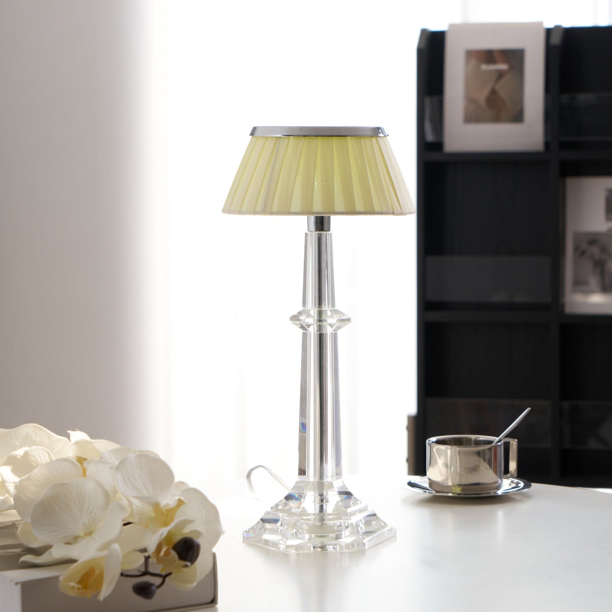 Haloza Fabric Luxurious Table Lamp-Neutral Decor