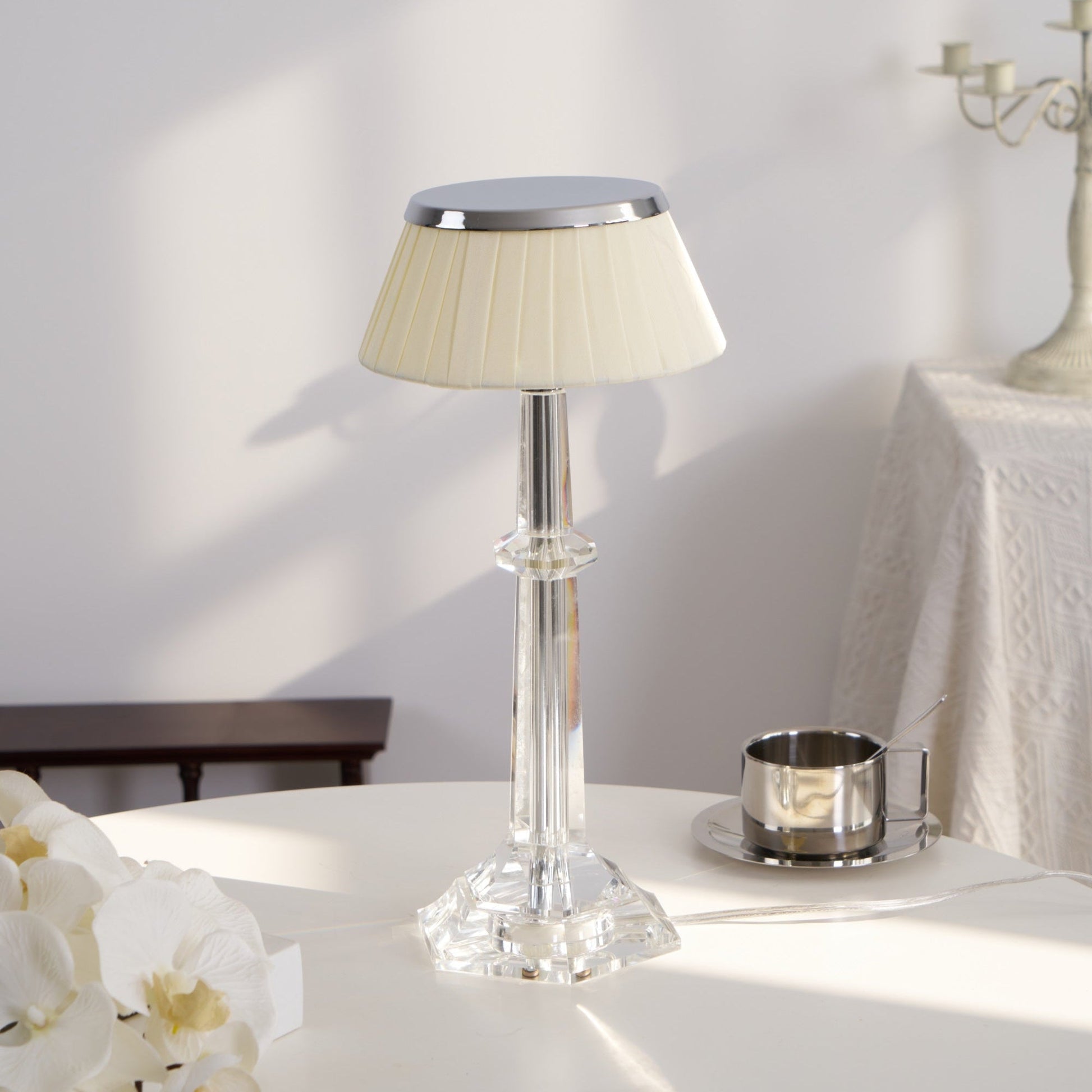 Haloza Fabric Luxurious Table Lamp-Neutral Decor