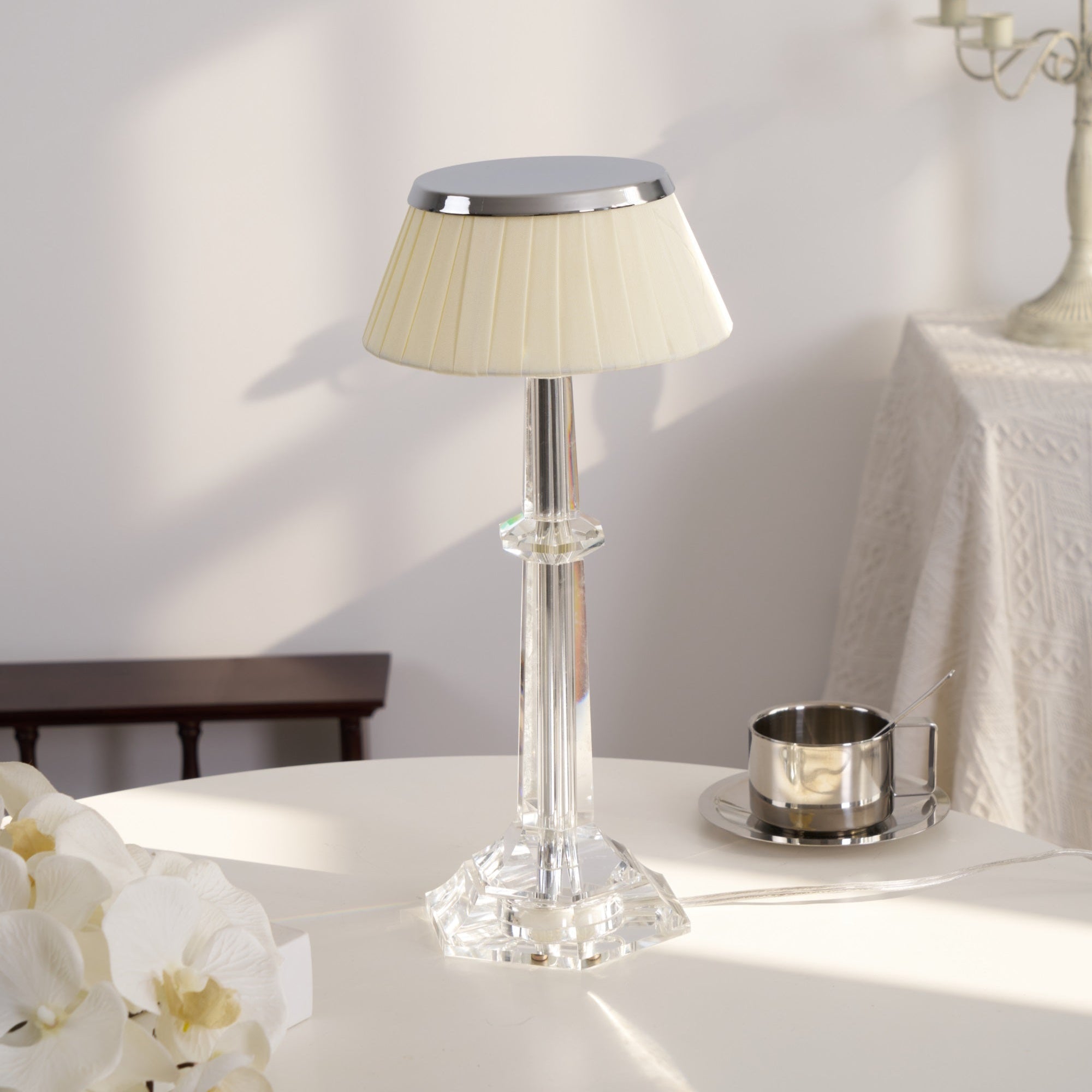 Haloza Fabric Luxurious Table Lamp-Neutral Decor