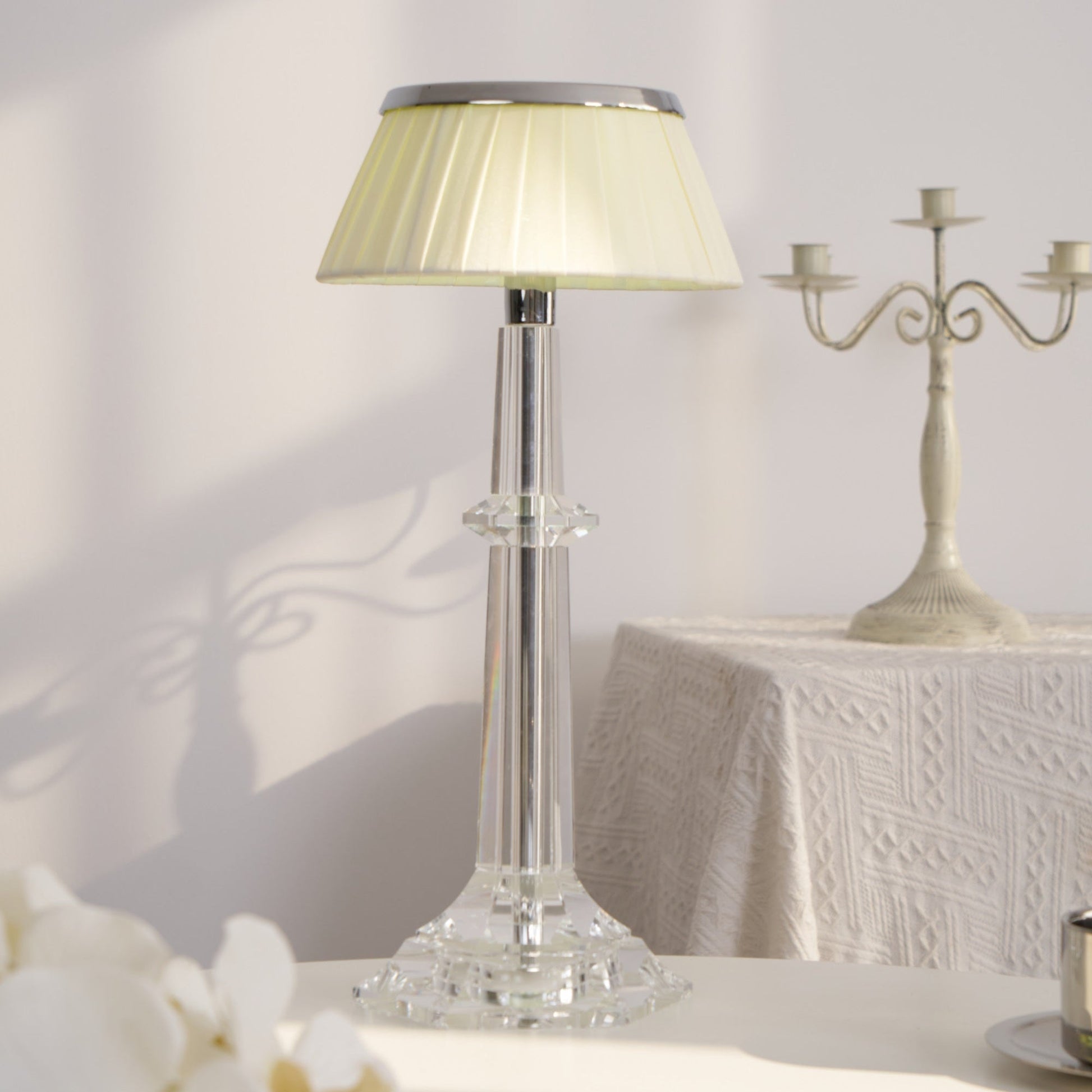 Haloza Fabric Luxurious Table Lamp-Neutral Decor