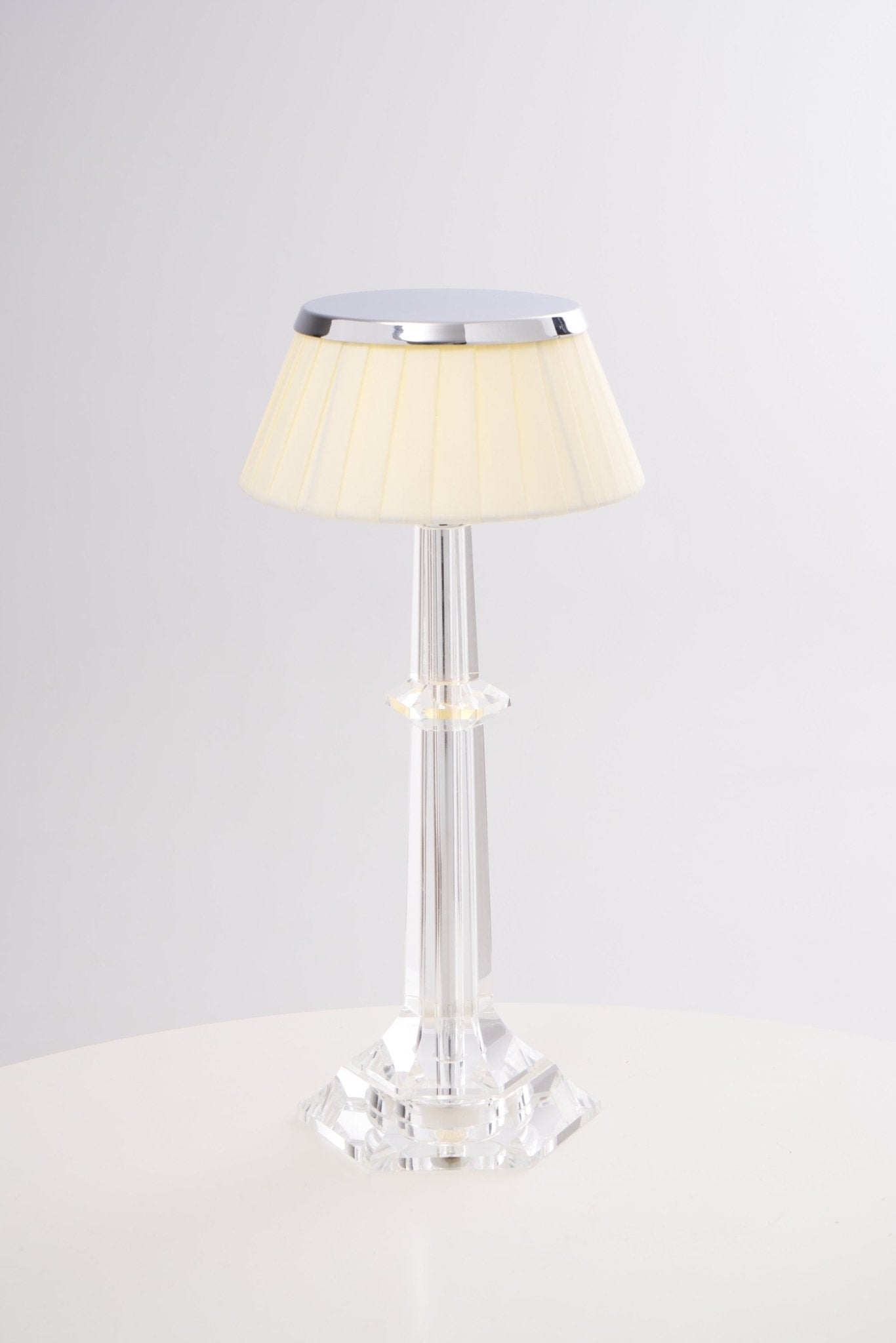 Haloza Fabric Luxurious Table Lamp-Neutral Decor