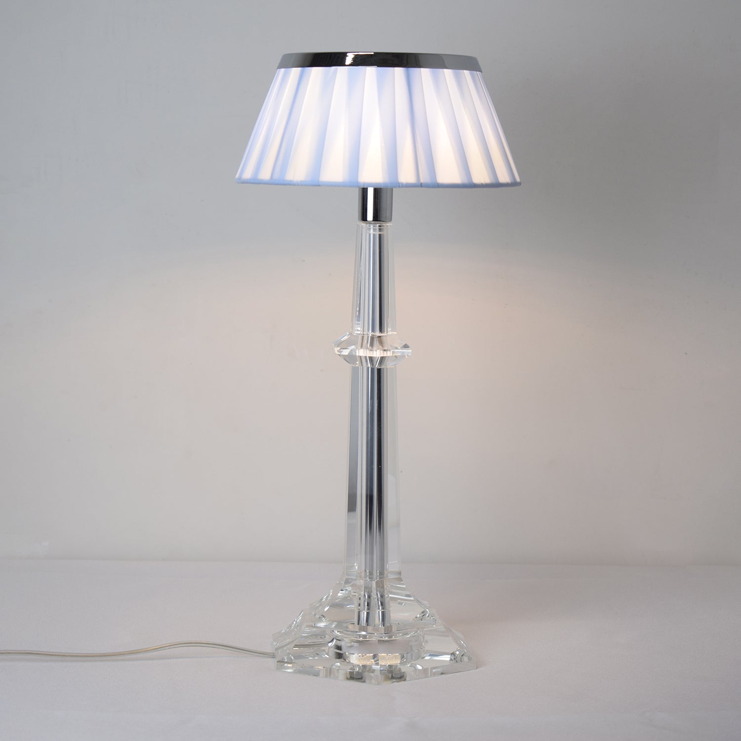 Haloza Fabric Luxurious Table Lamp-Neutral Decor