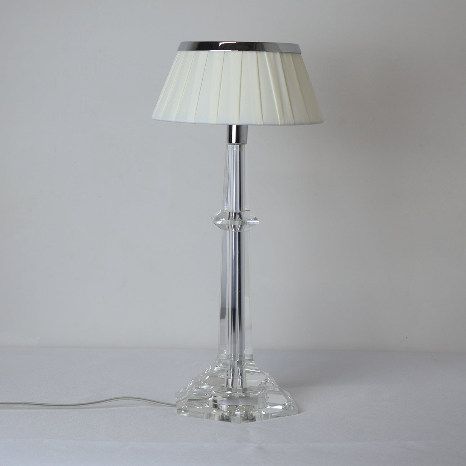 Haloza Fabric Luxurious Table Lamp-Neutral Decor