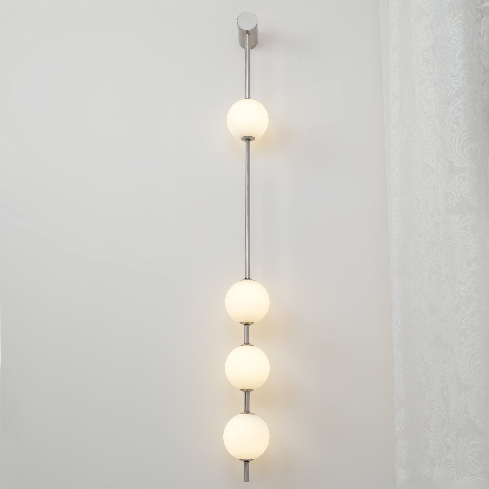 Lustra Wall Lamp Vertical Balls Brass-Neutral Decor