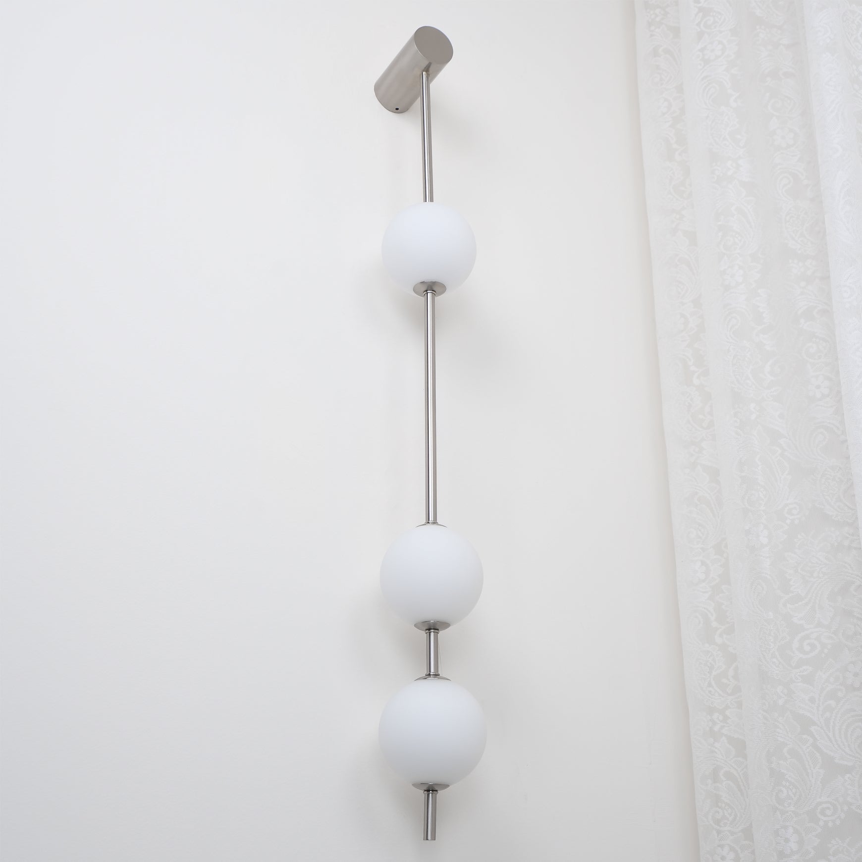 Lustra Wall Lamp Vertical Balls Brass-Neutral Decor