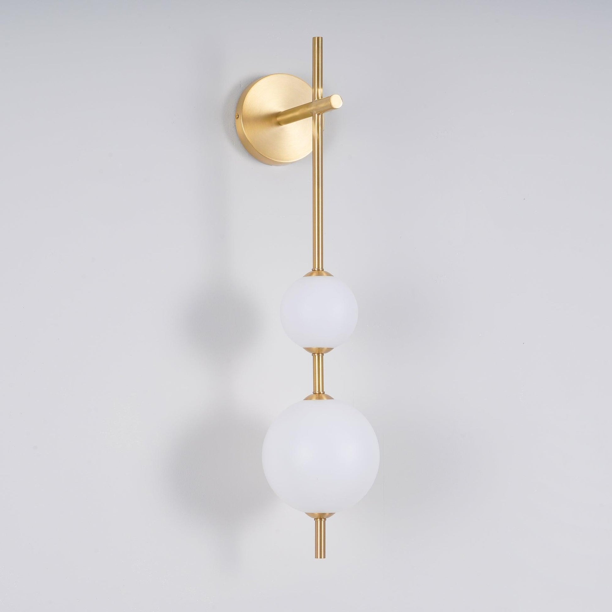 Ilraeia Vertical Globe Plug-in Wall Lamp-Neutral Decor