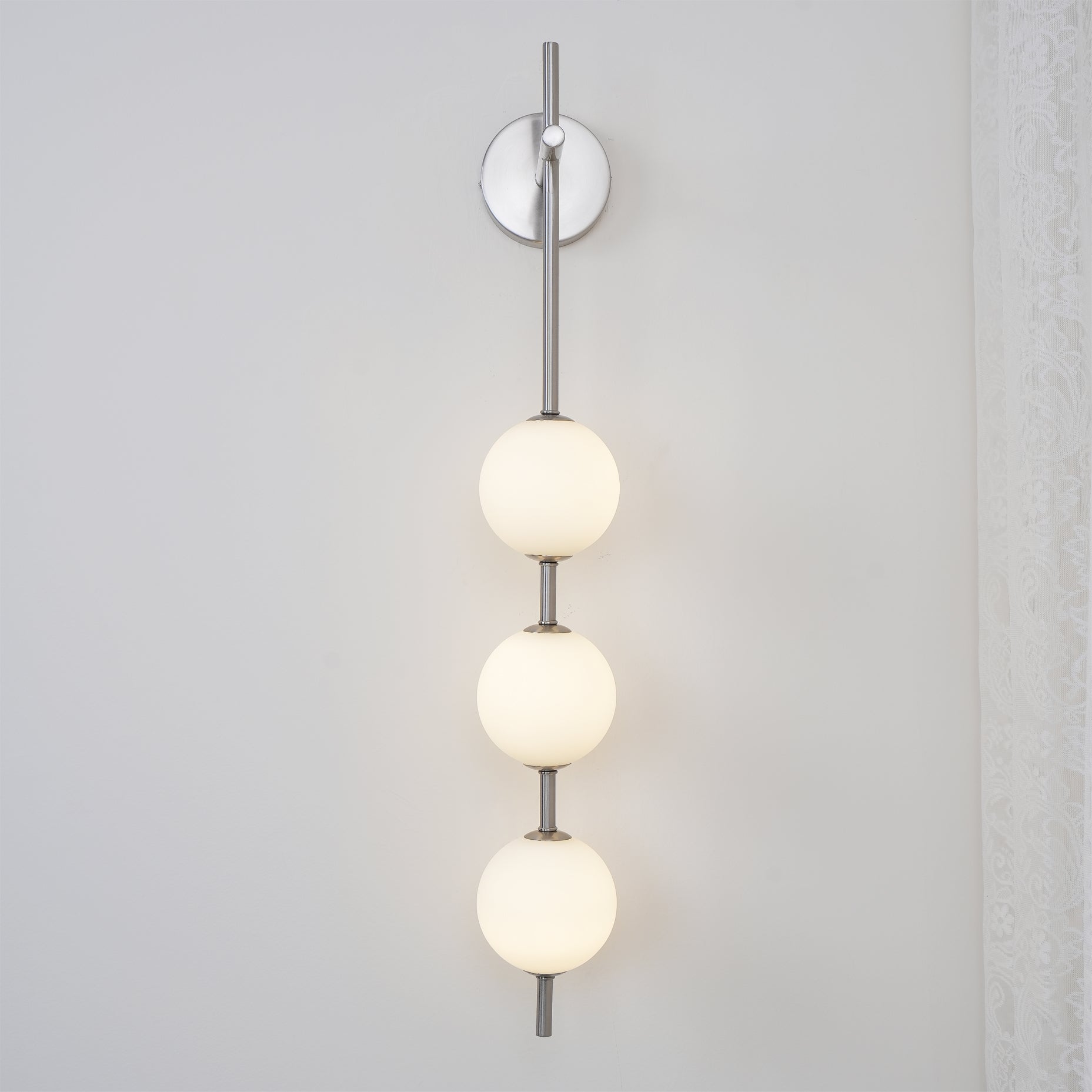 Lustra Wall Lamp Vertical Globe Minimalist-Neutral Decor