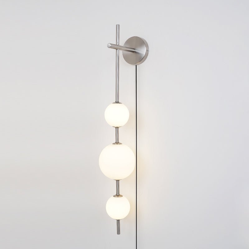 Ilraeia Vertical Globe Plug-in Wall Lamp-Neutral Decor