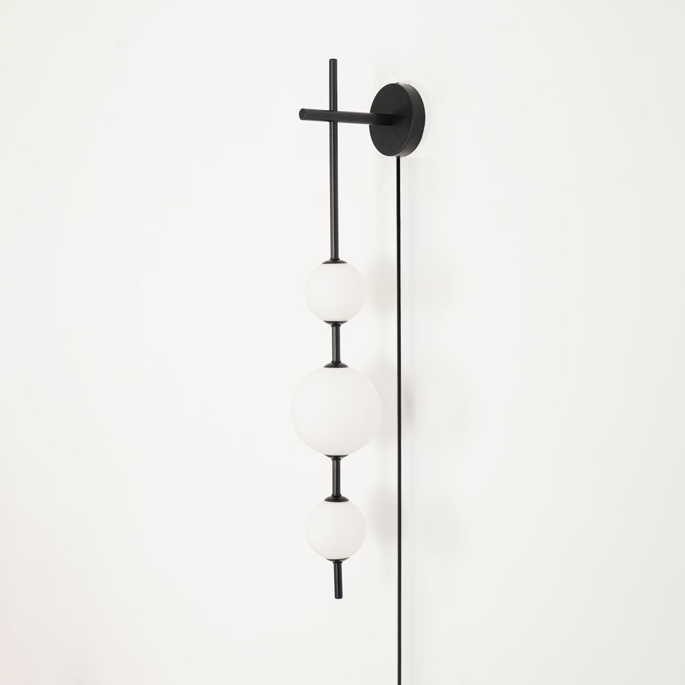 Ilraeia Vertical Globe Plug-in Wall Lamp-Neutral Decor