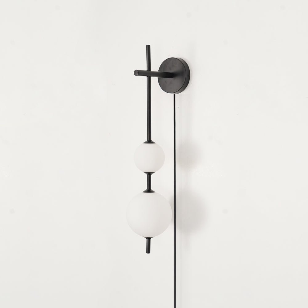 Ilraeia Vertical Globe Plug-in Wall Lamp-Neutral Decor