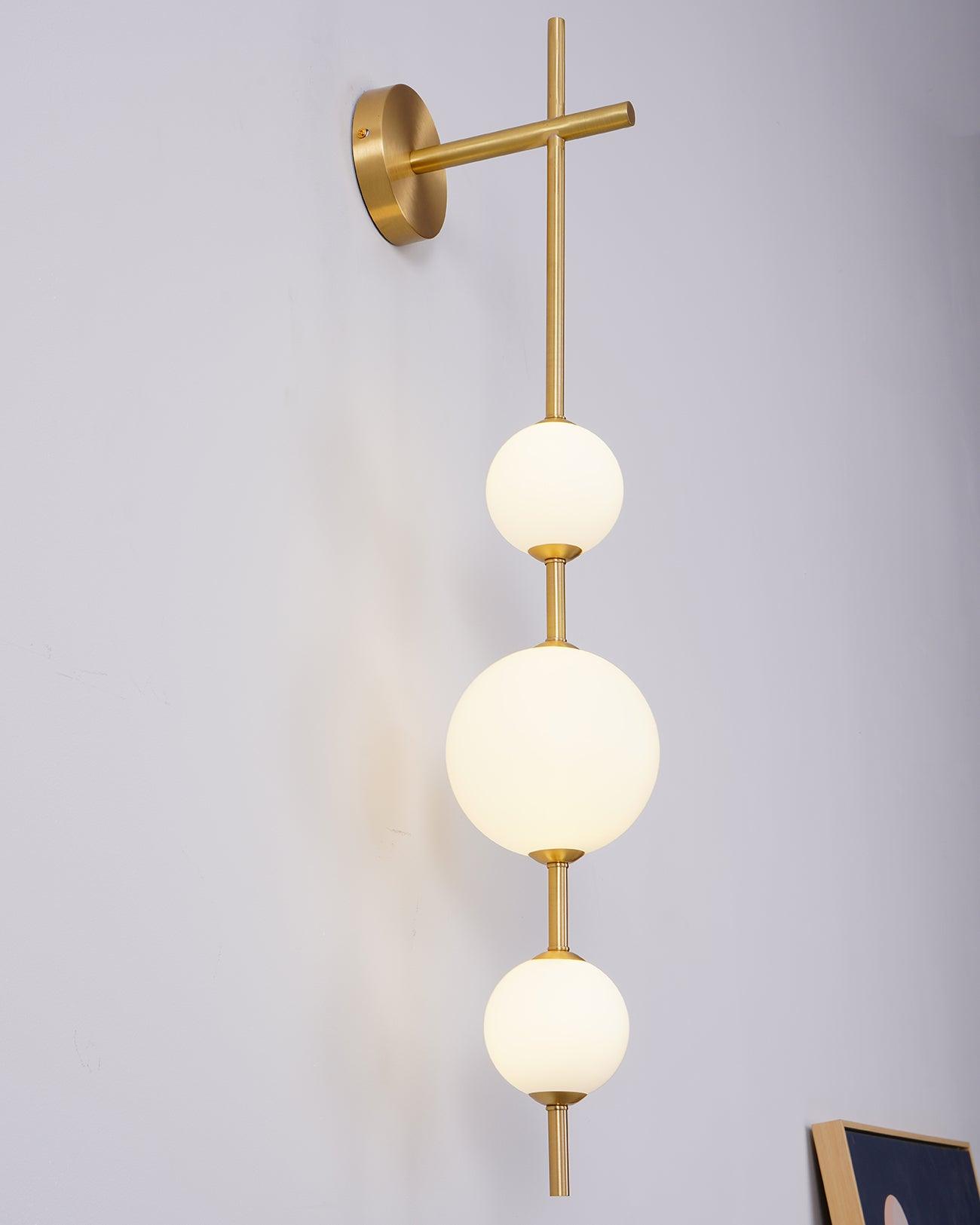 Lustra Wall Lamp Vertical Globe Minimalist-Neutral Decor