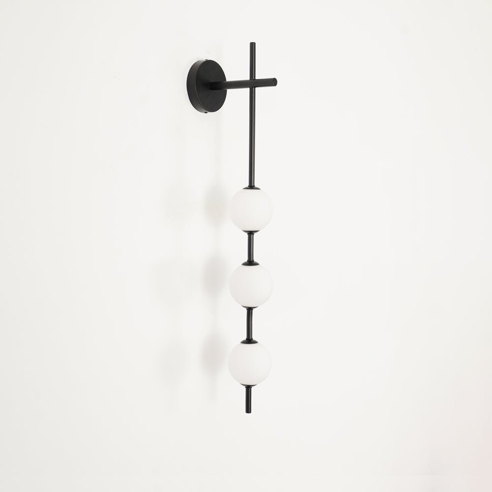 Lustra Wall Lamp Vertical Globe Minimalist-Neutral Decor