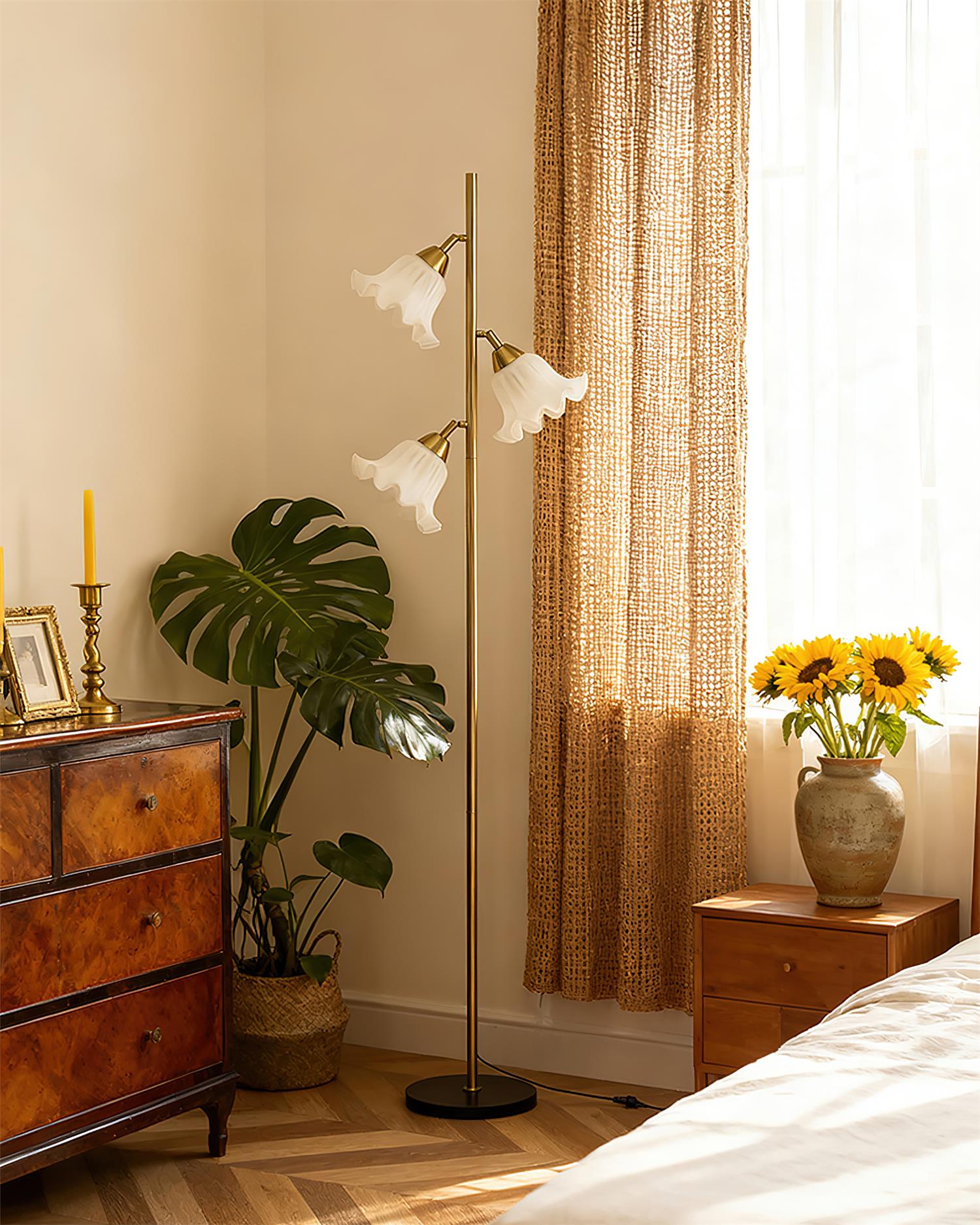 Lysandra Floor Lamp